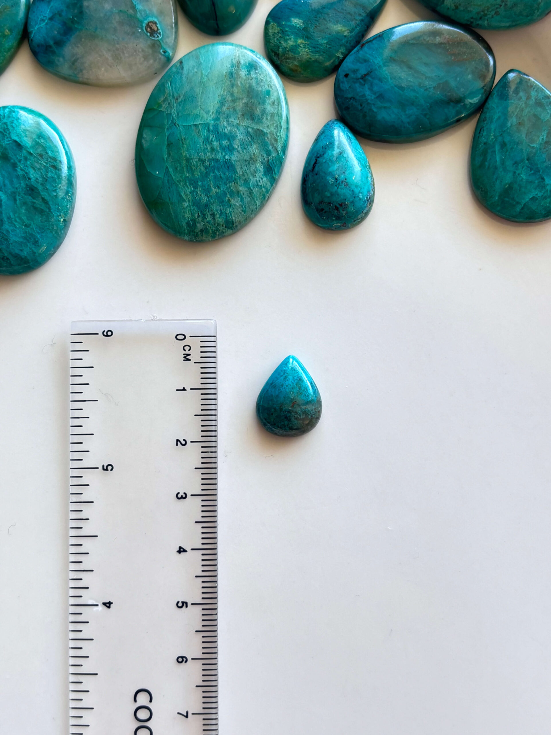 16mm Shattuckite Stone for Macramé - Image 2