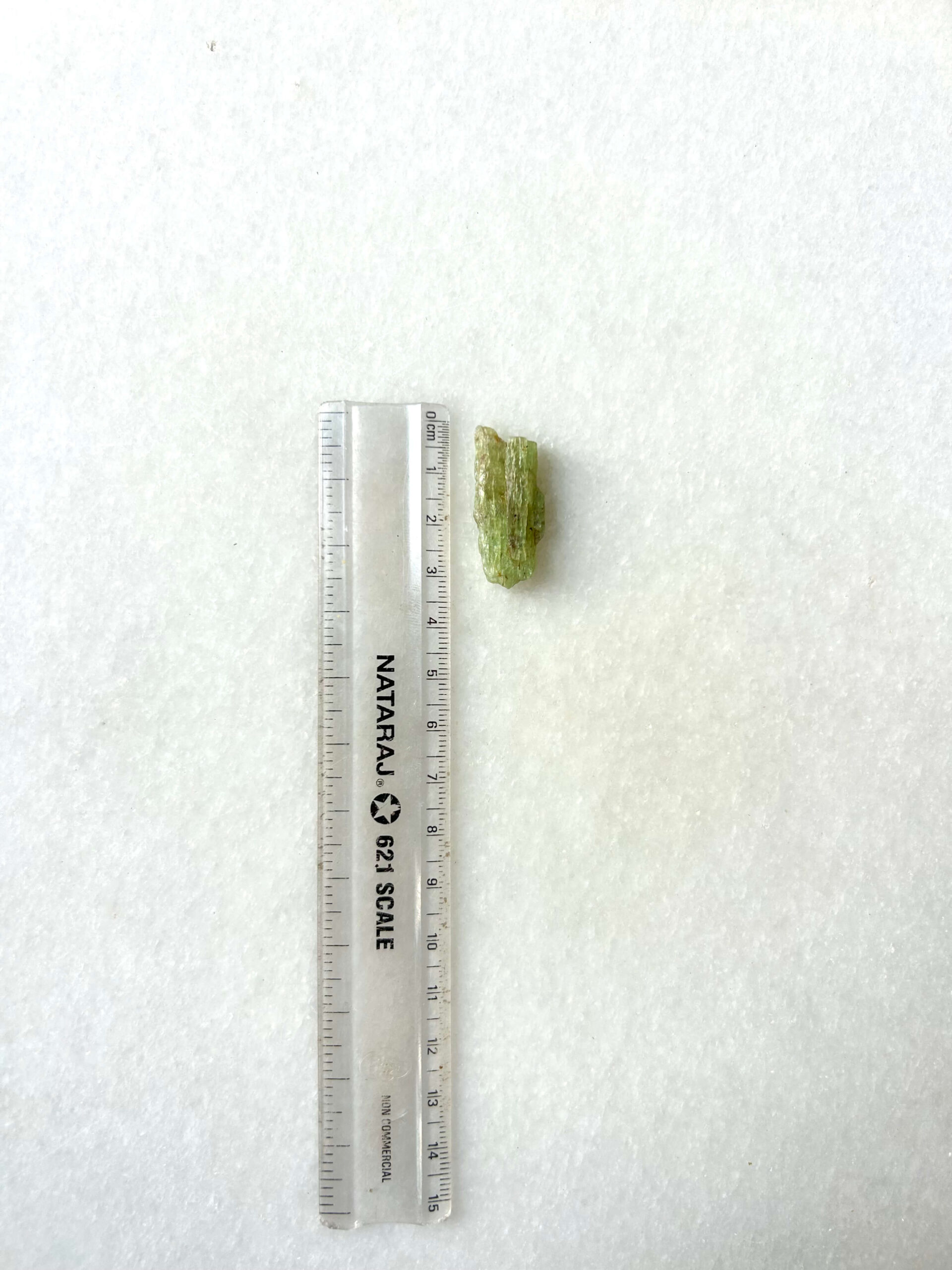 32 mm Raw Green Kyanite for Macrame - Image 2