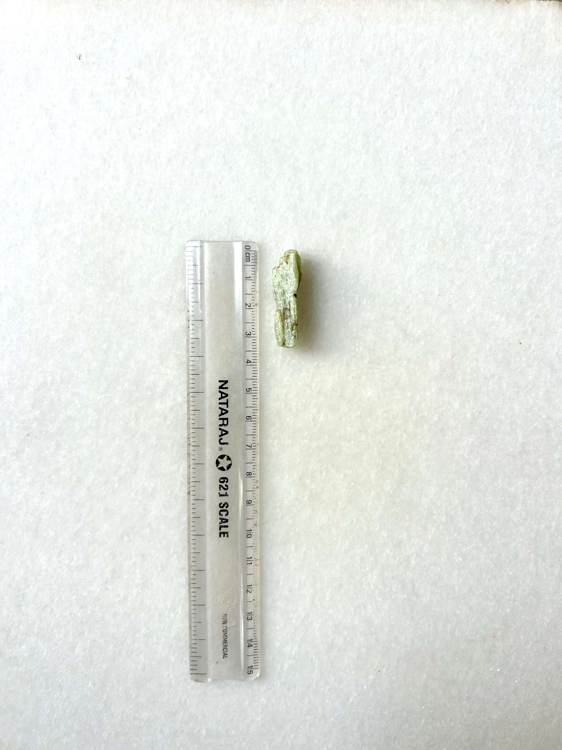 34 mm Green Kyanite Mineral Specimen - Image 2