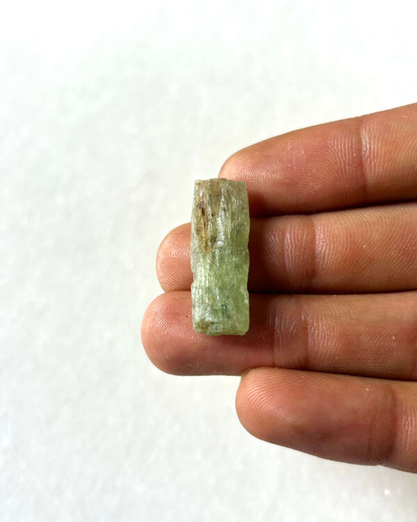 29 mm Raw Green Kyanite Stone
