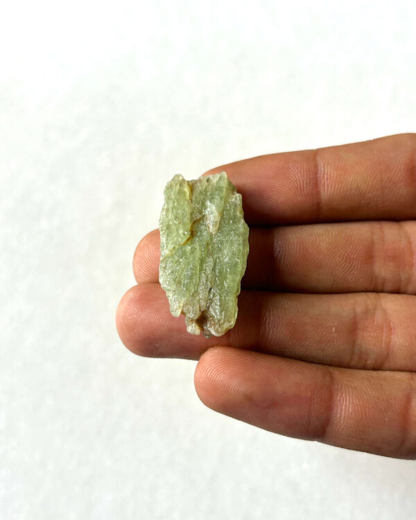 35 mm Raw Green Kyanite for Macrame