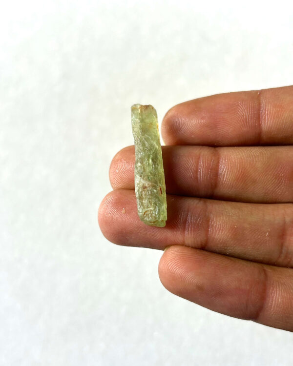35 mm Raw Green Kyanite Stone