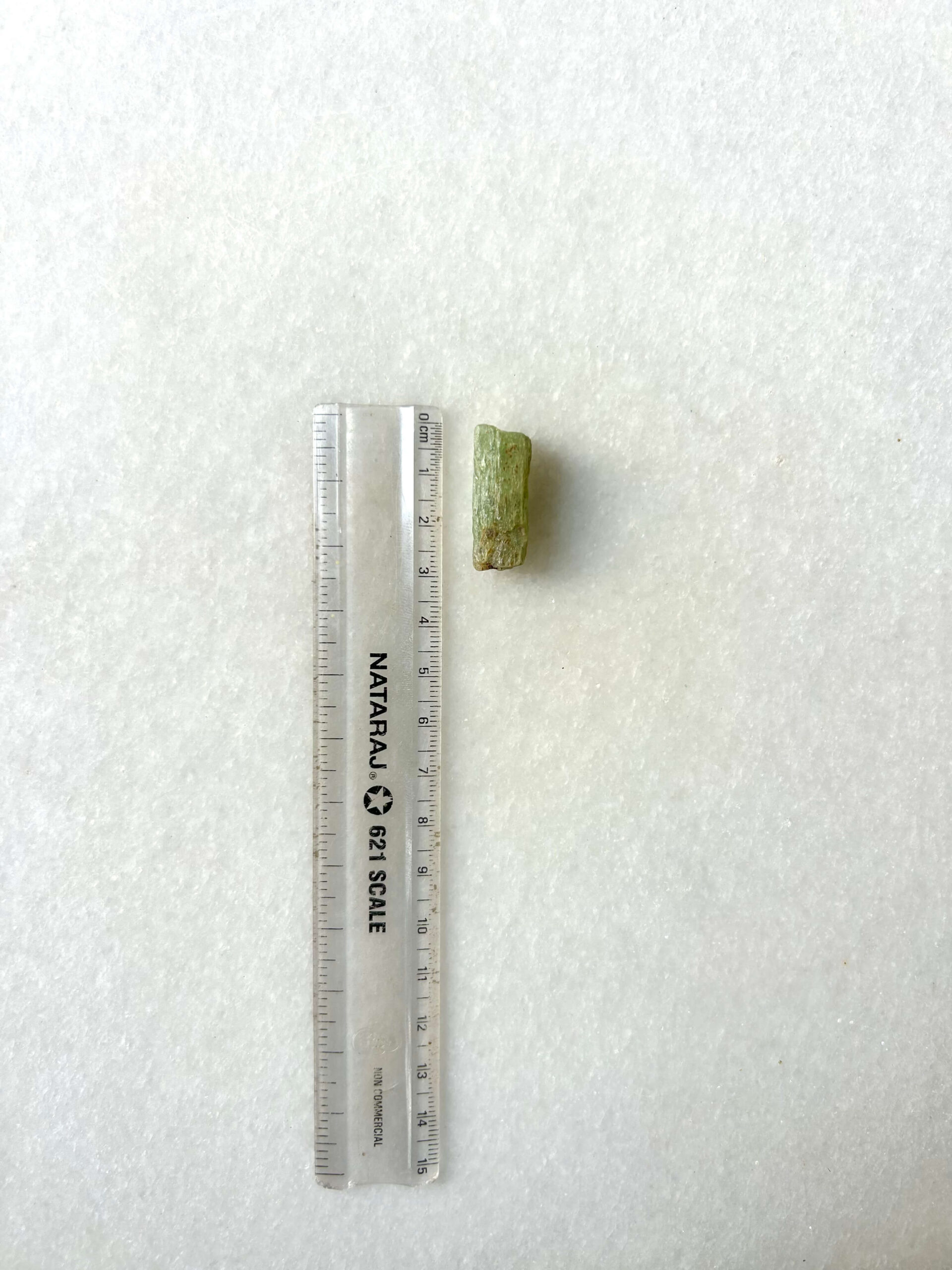 28 mm Green Kyanite Raw Crystal - Image 2