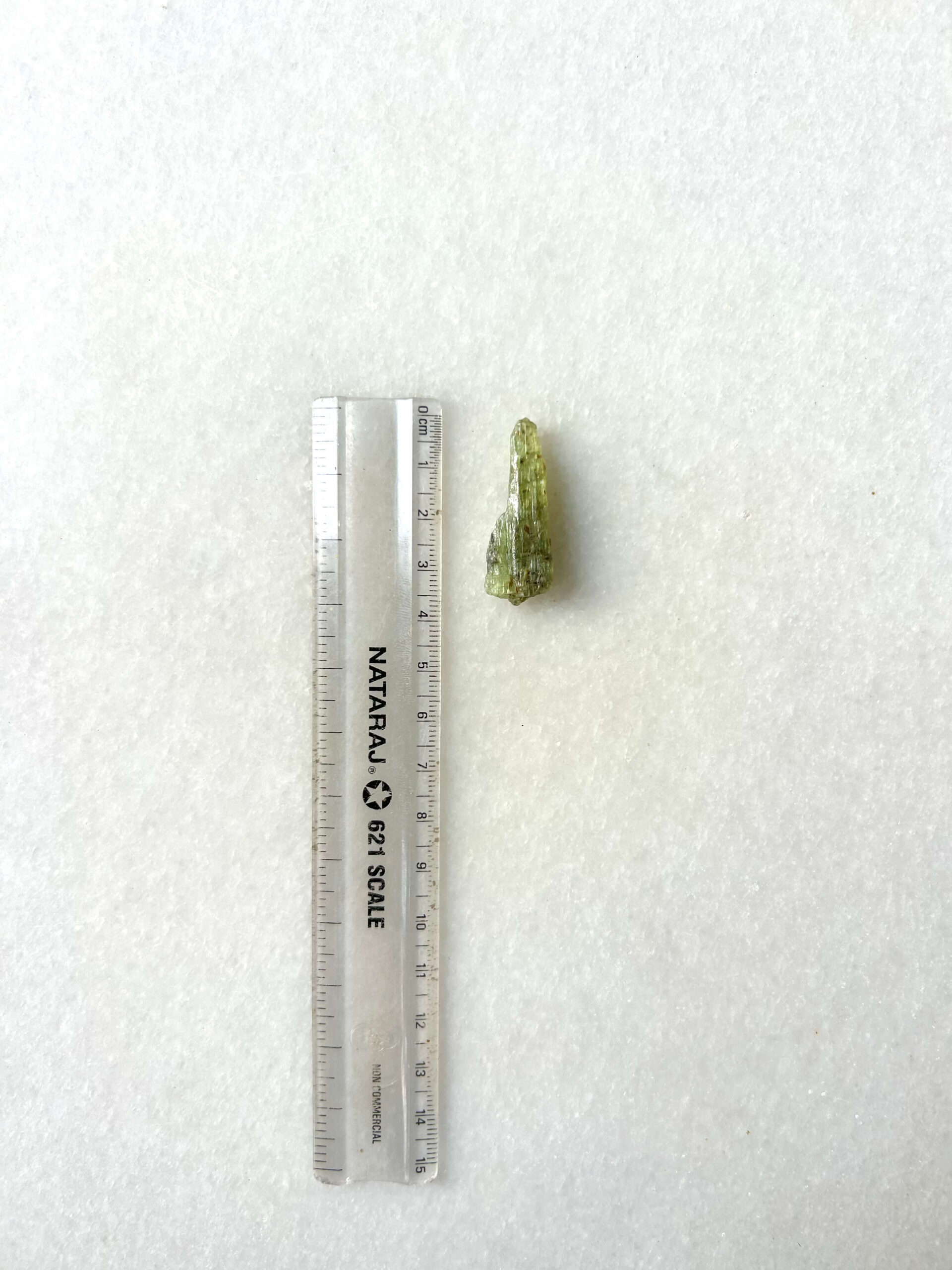 36 mm Green Kyanite Mineral Specimen - Image 2