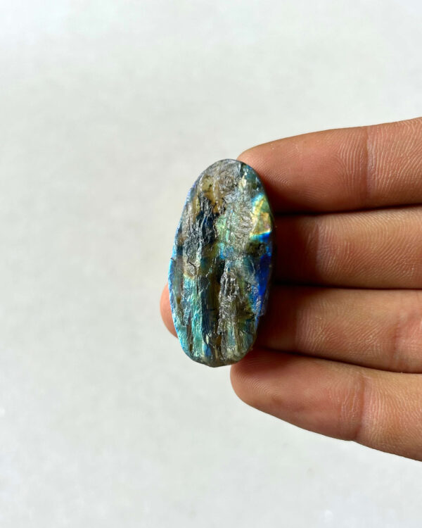 40 mm Rough Face Labradorite Stone