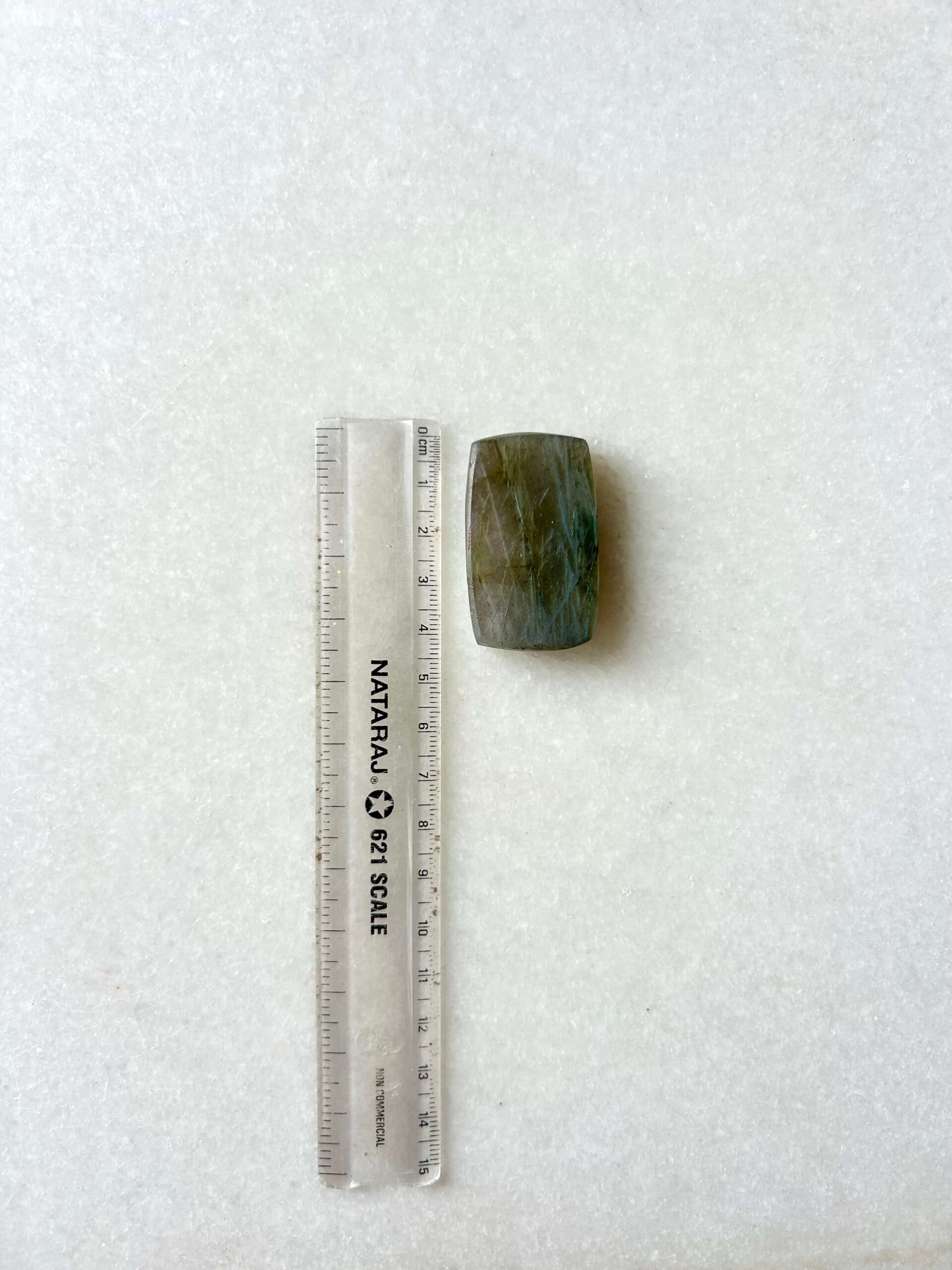 44 mm Rough Face Labradorite for Macrame - Image 3