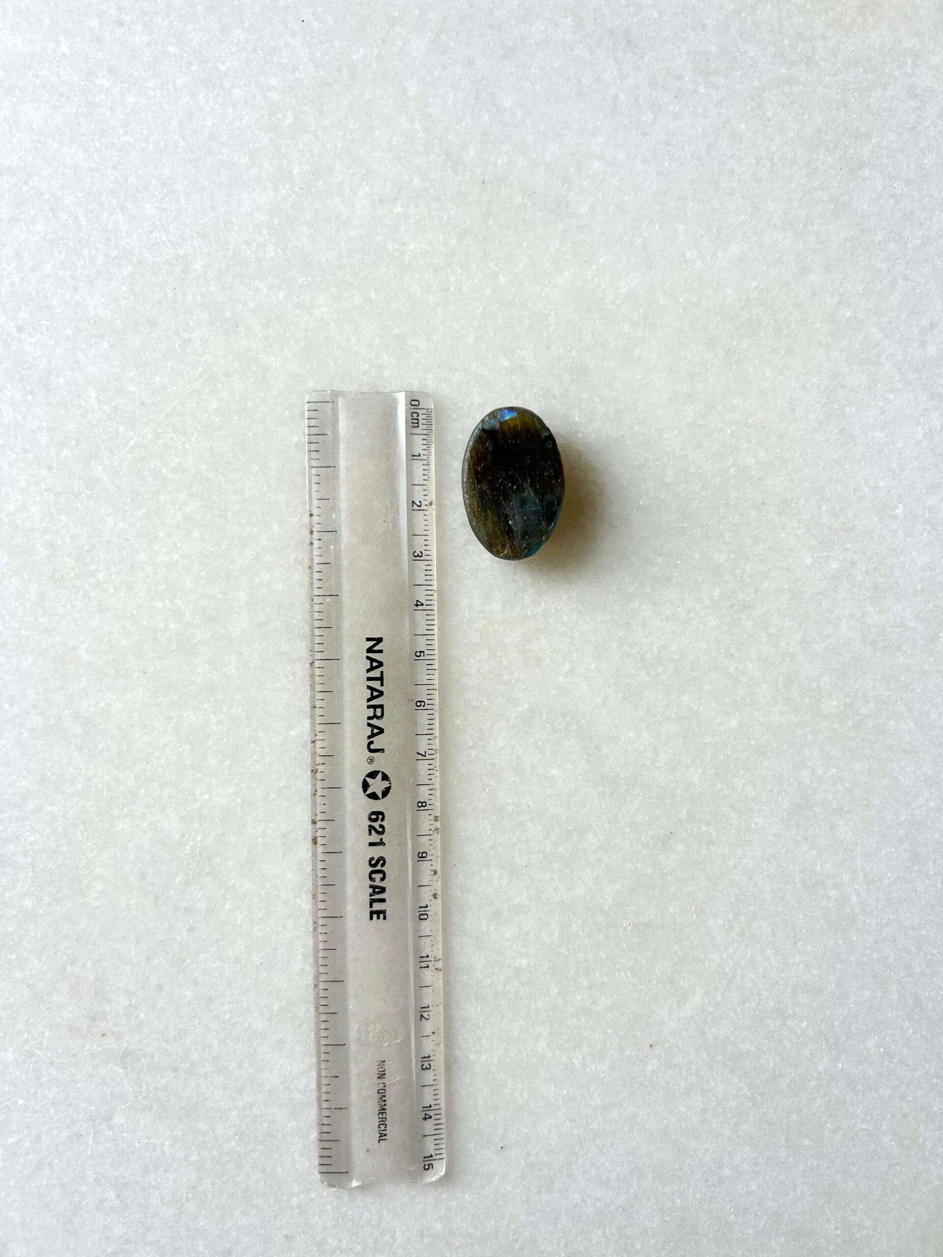 30 mm Rough Face Labradorite Stone - Image 3