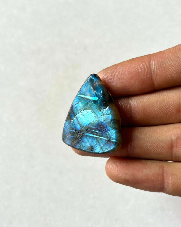 35 mm Rough Face Labradorite for Macrame