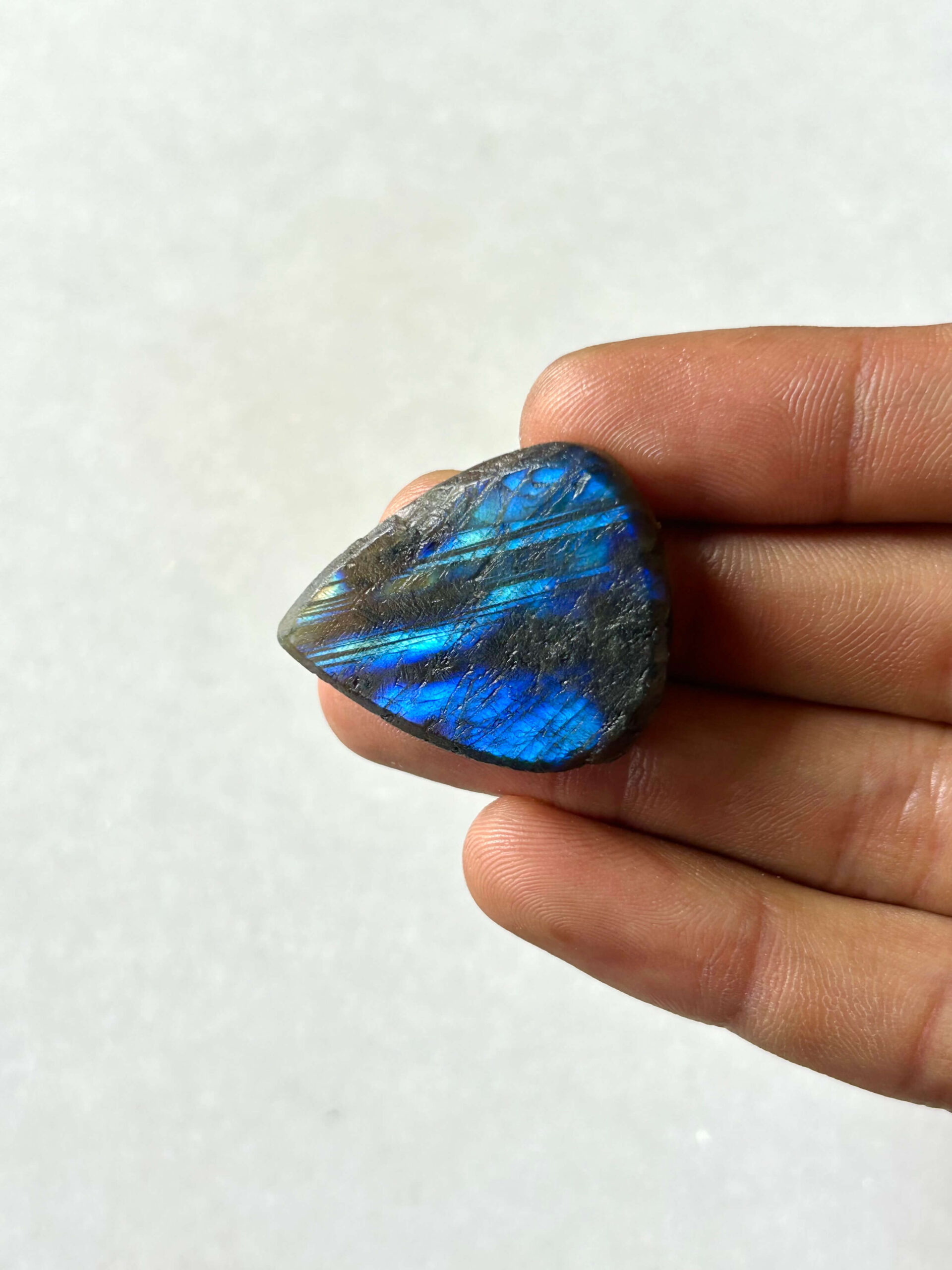 34 mm Unpolished Face Labradorite Stone