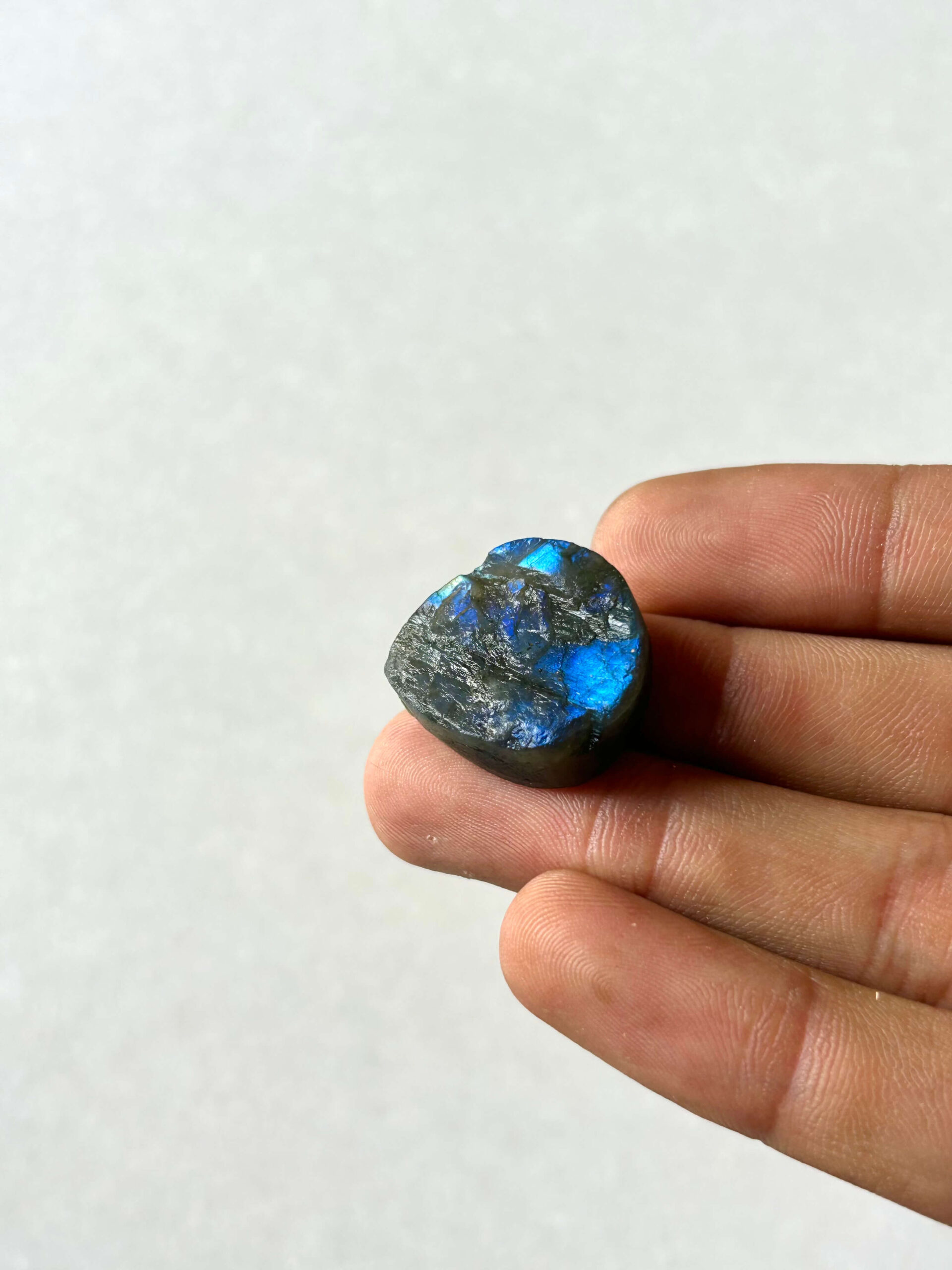 24 mm Rough Face Labradorite Stone