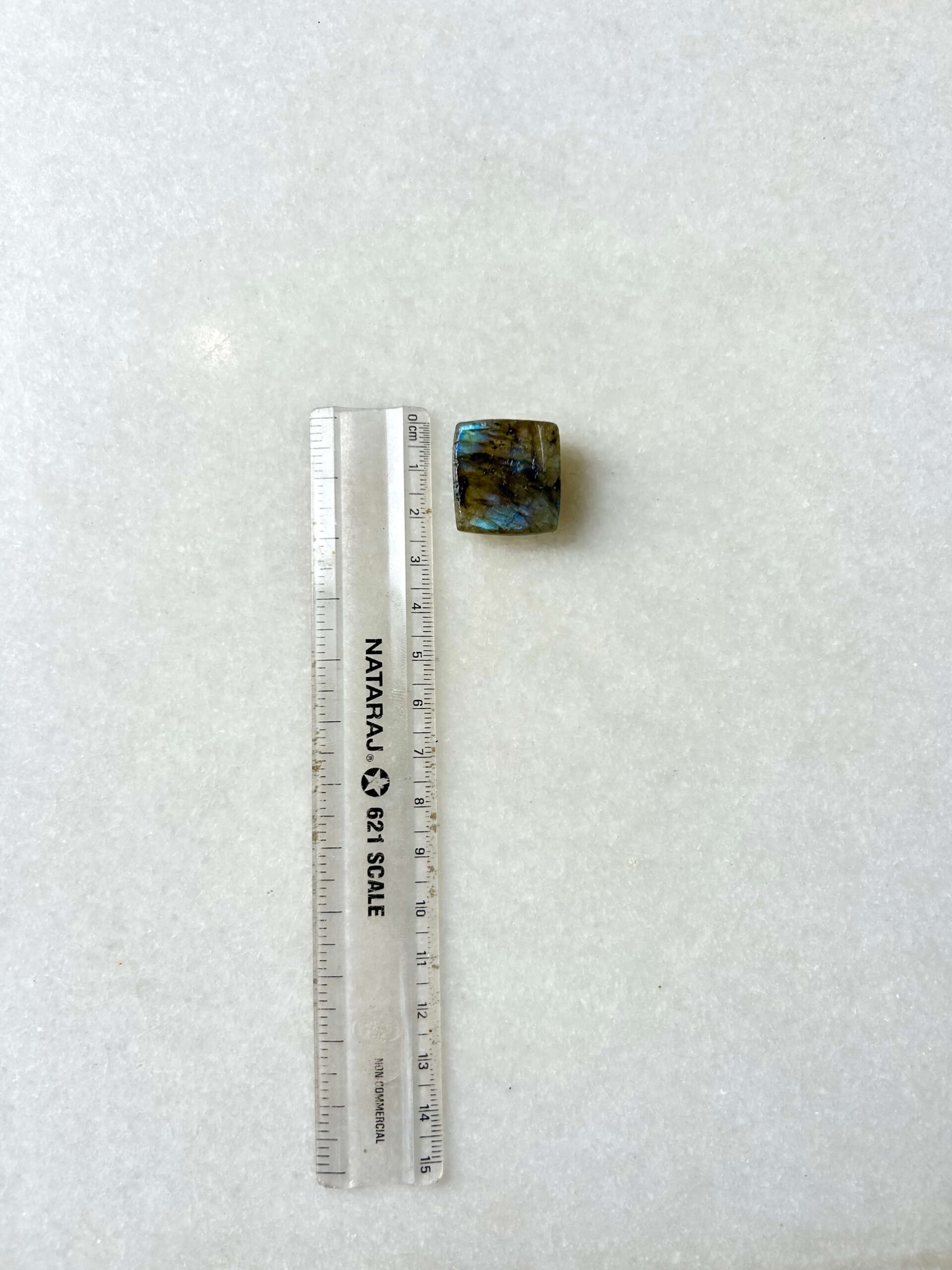 34 mm Rough Face Labradorite for Macrame - Image 2