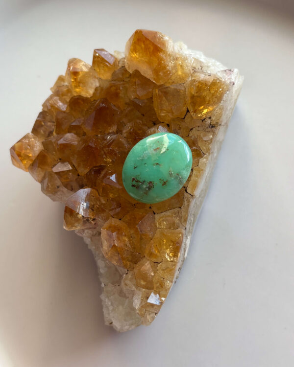 24mm Chrysoprase Stone for Creative Macramé