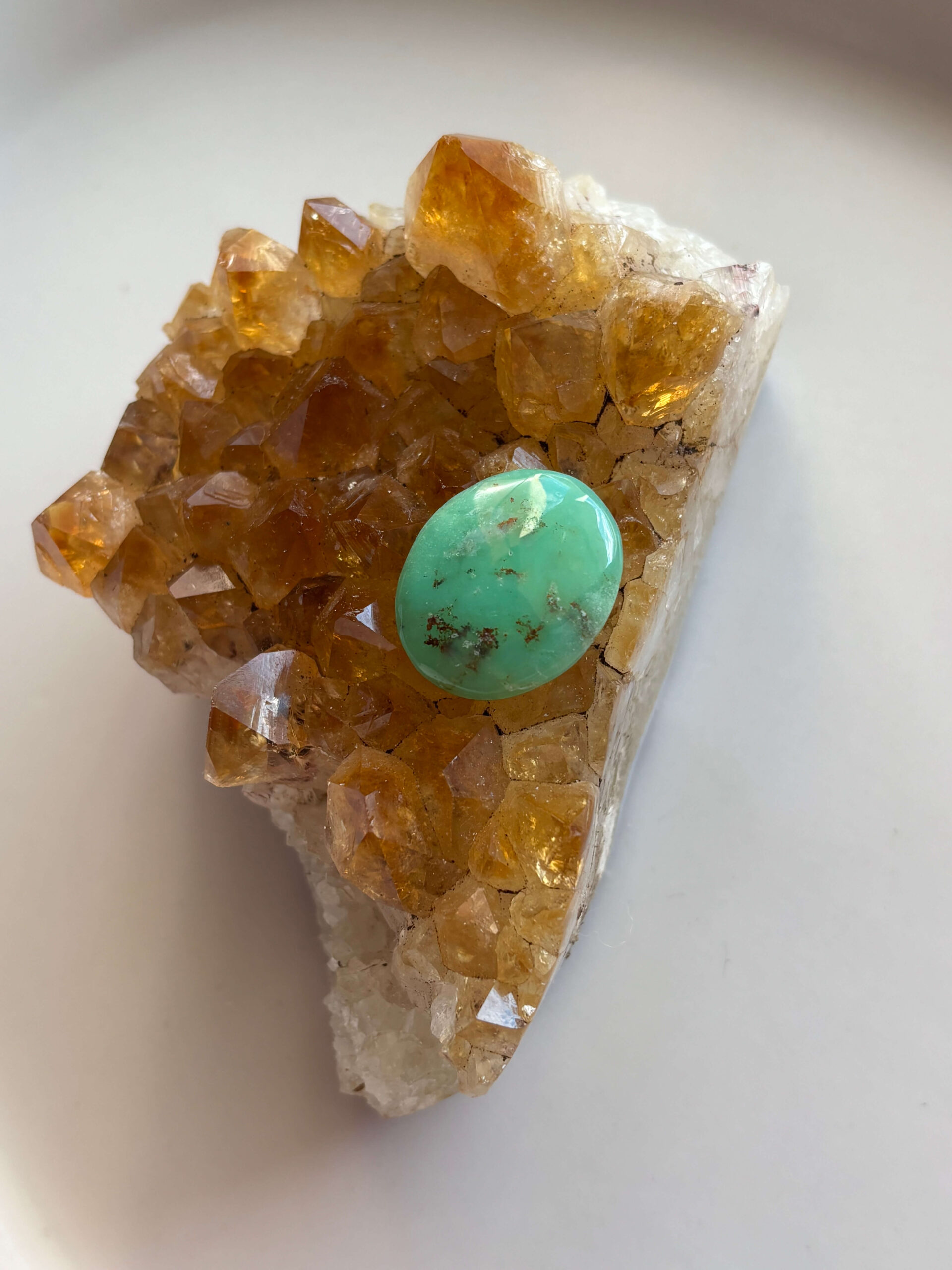 24mm Chrysoprase Stone for Creative Macramé