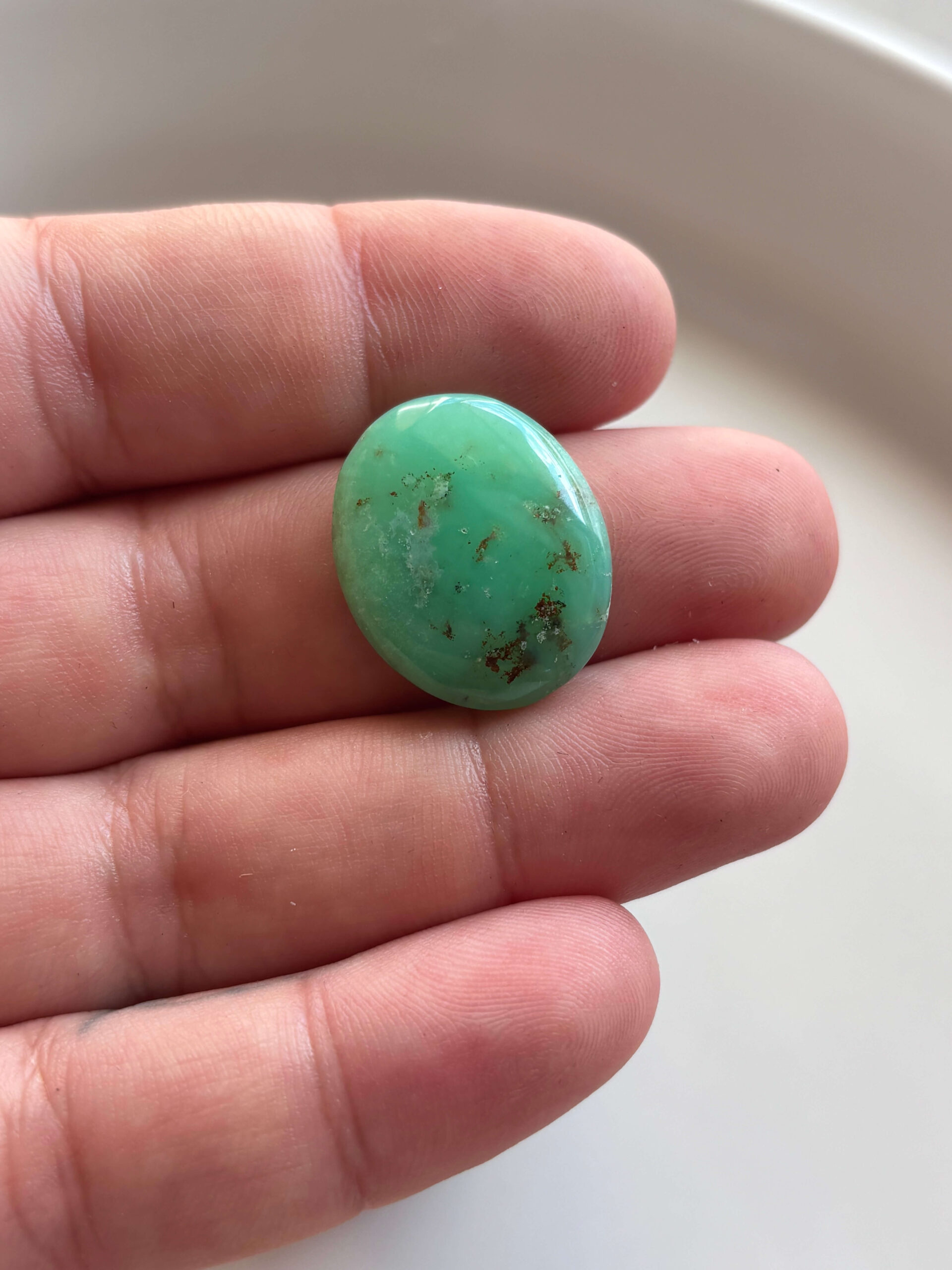 24mm Chrysoprase Stone for Creative Macramé - Image 2
