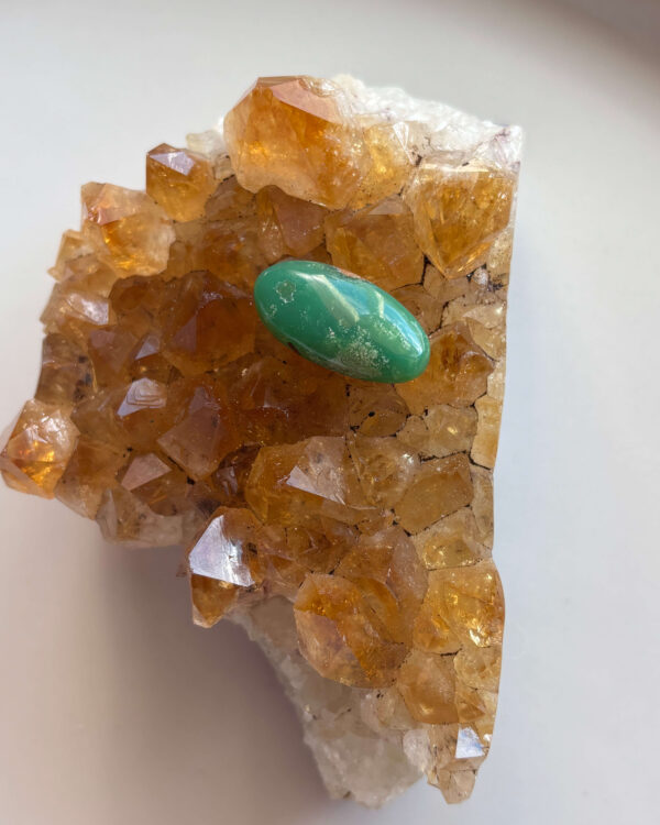 25mm Chrysoprase Gemstone for Jewellery Projects