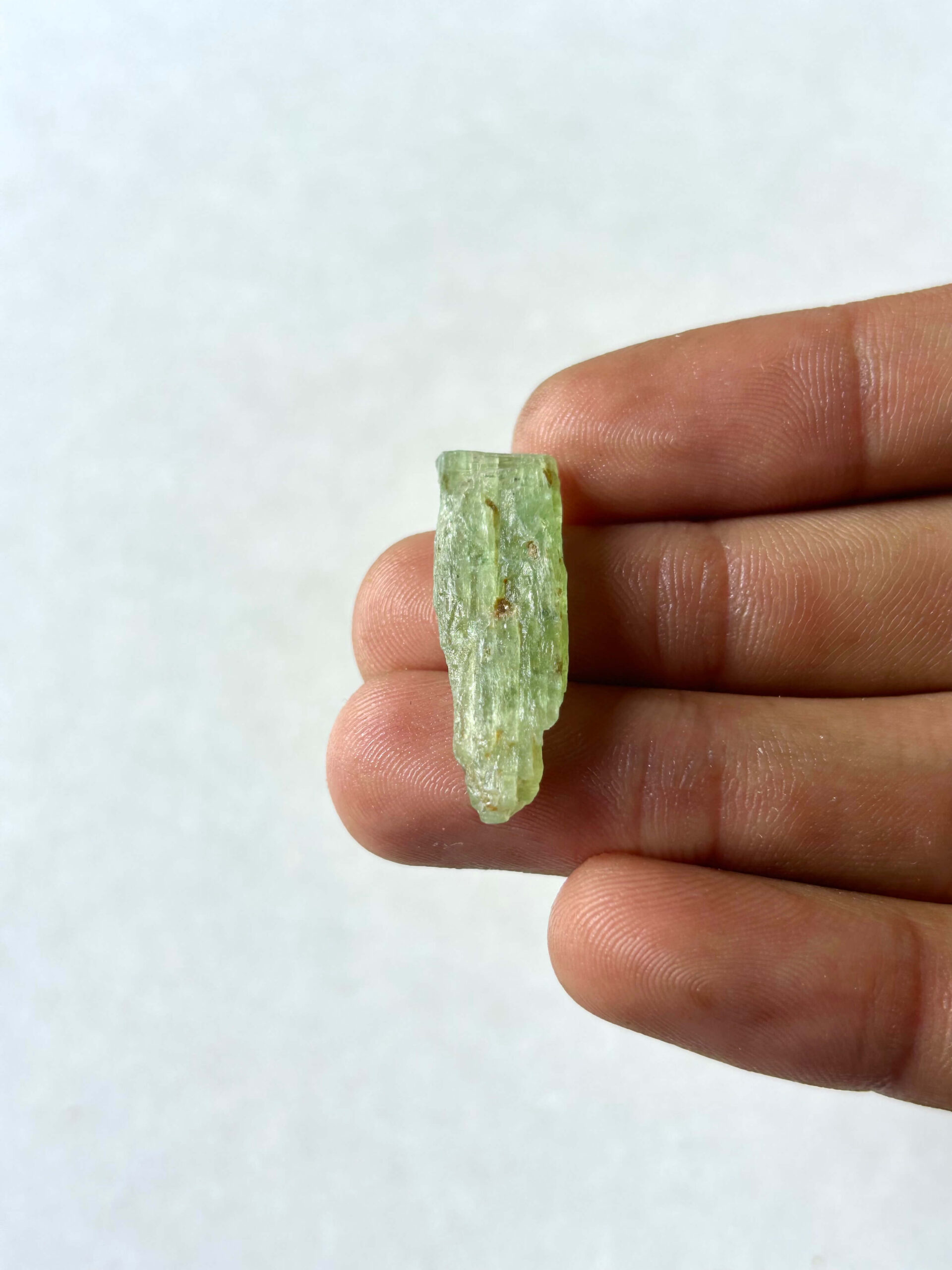 31 mm Raw Green Kyanite Stone