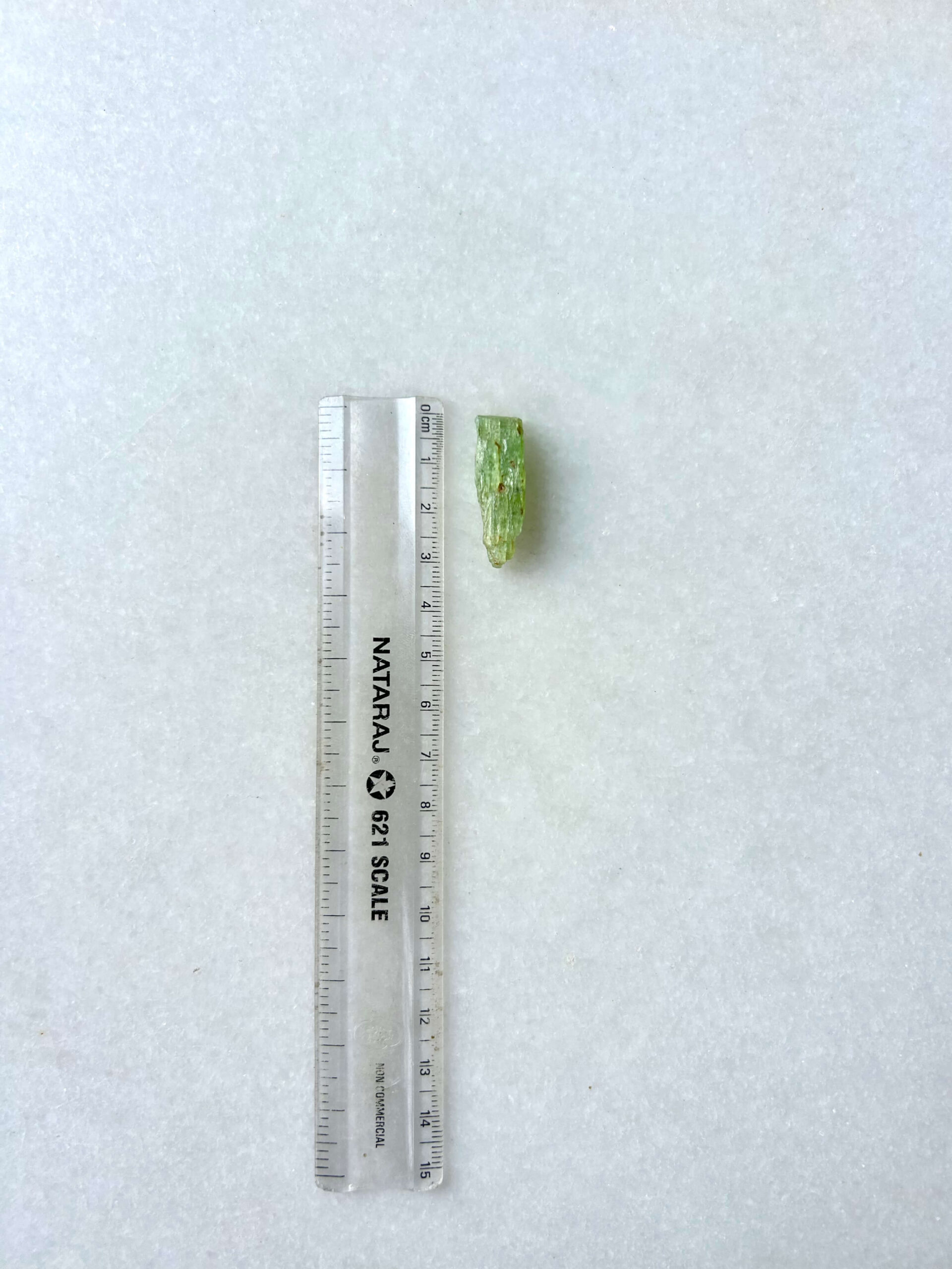 31 mm Raw Green Kyanite Stone - Image 2