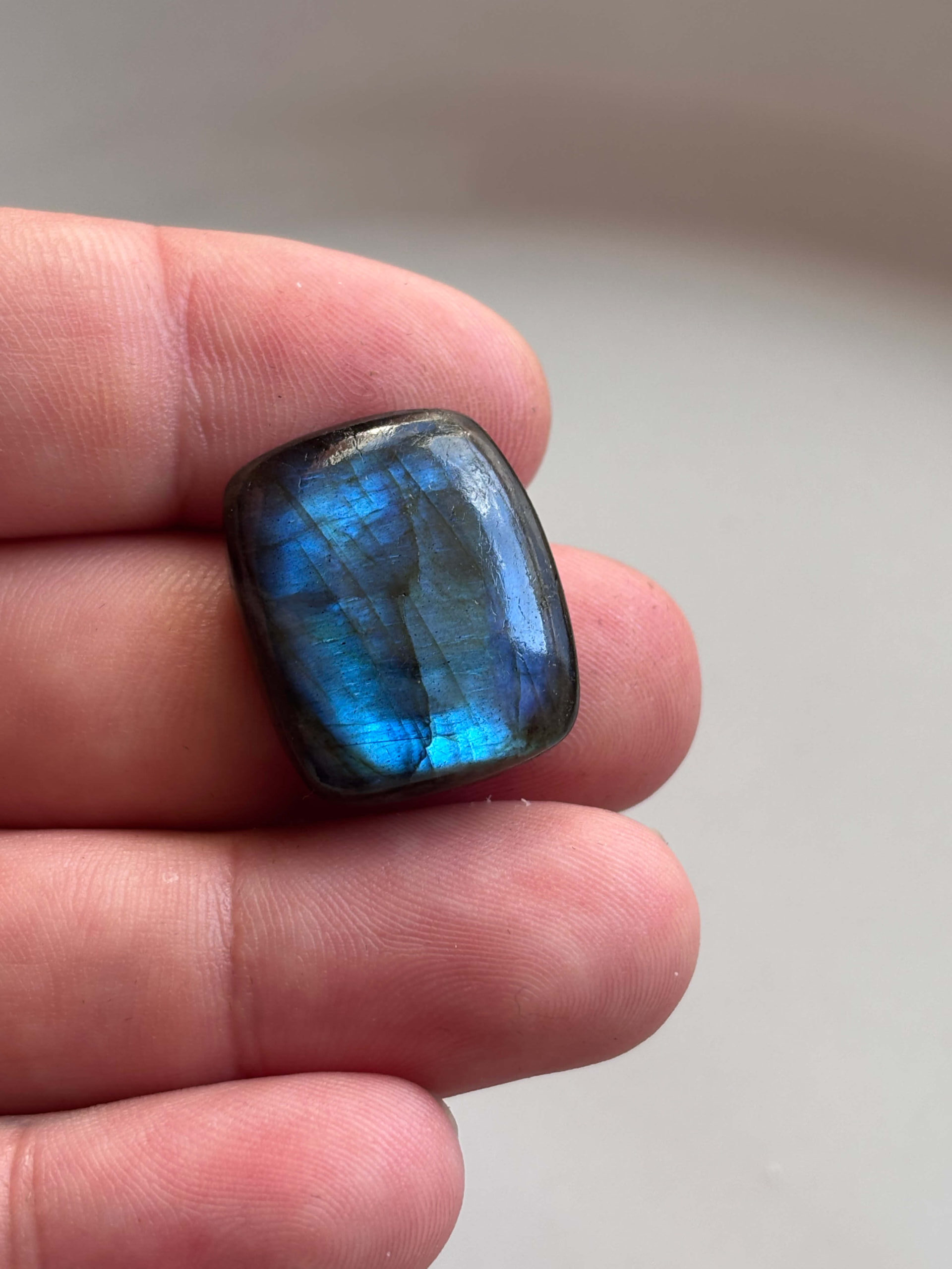 24mm High Quality Labradorite Cabochon for Handmade Jewellery - Image 2