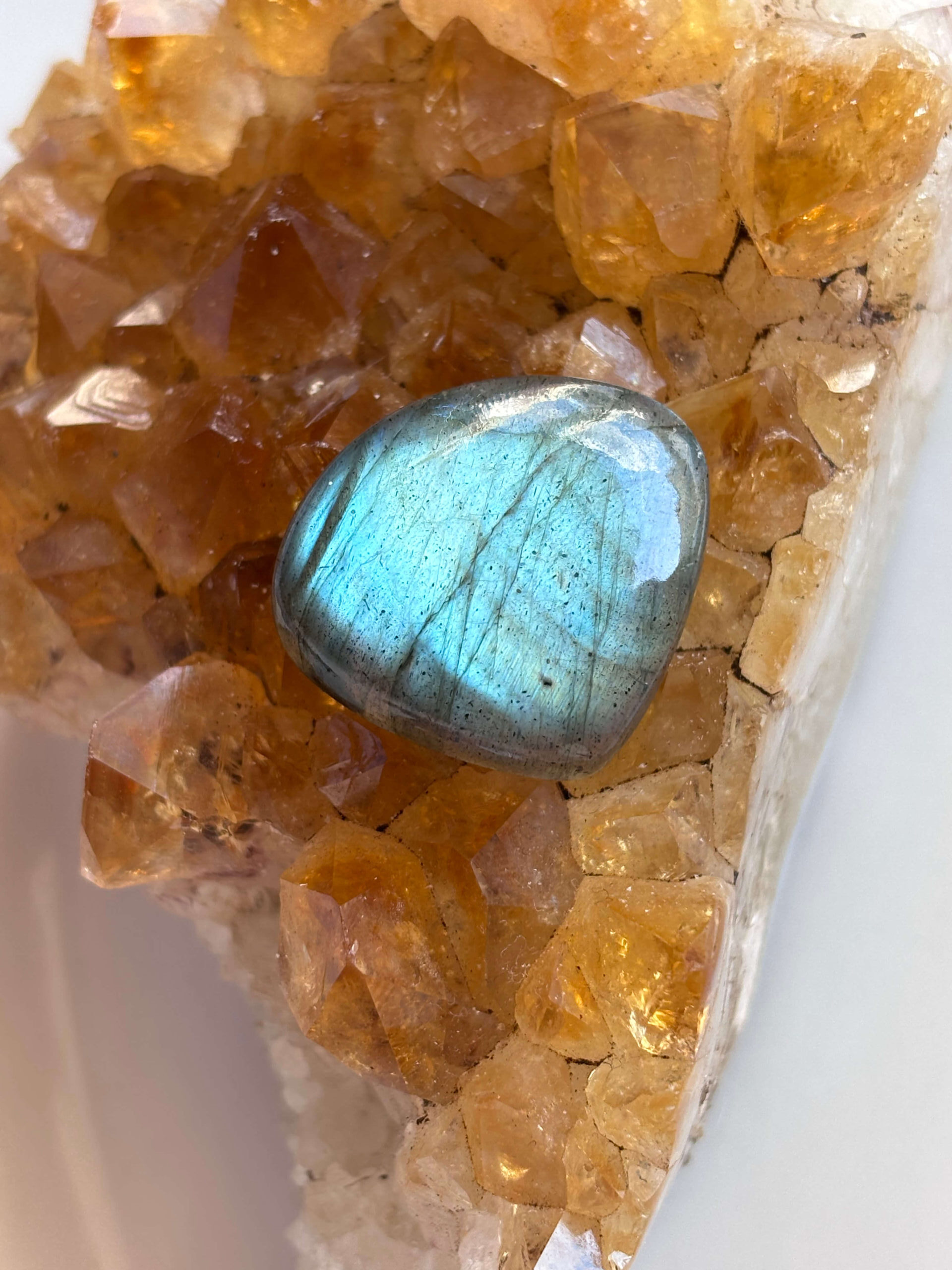23mm High Quality Labradorite Gemstone for Wire Wrapping