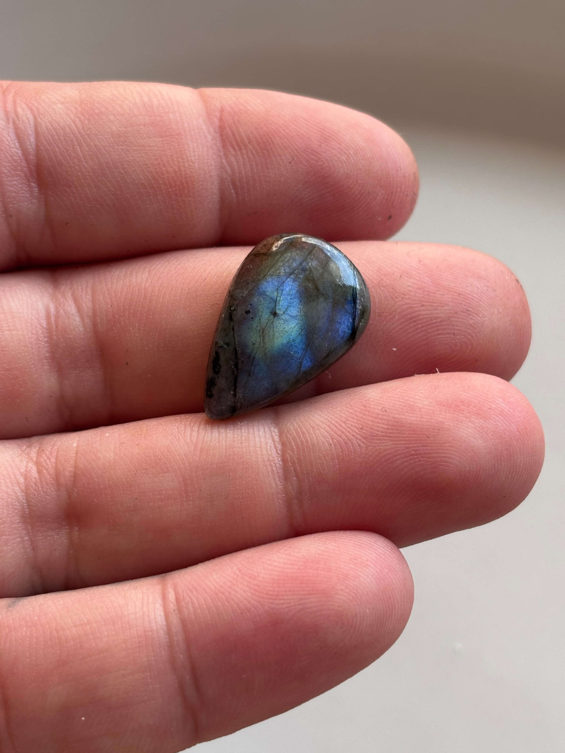 23mm High Quality Labradorite Cabochon for Jewellery Designs - Image 2