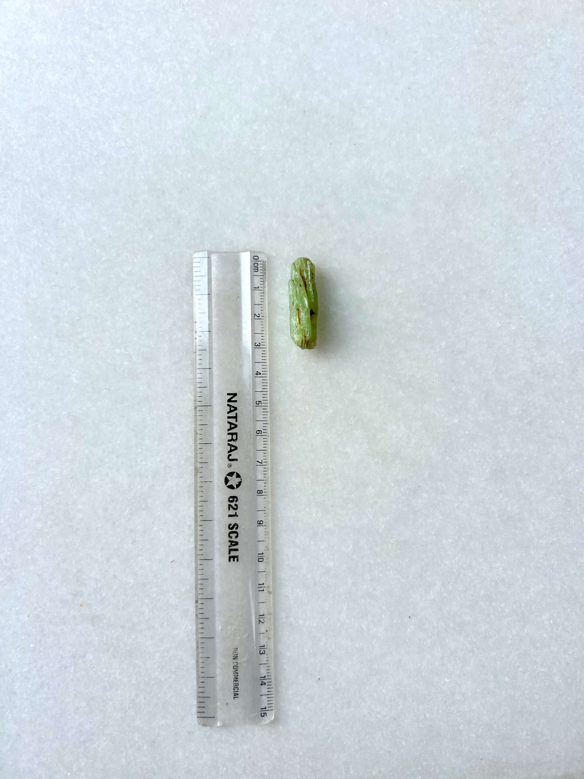 31 mm Raw Green Kyanite Stone - Image 2