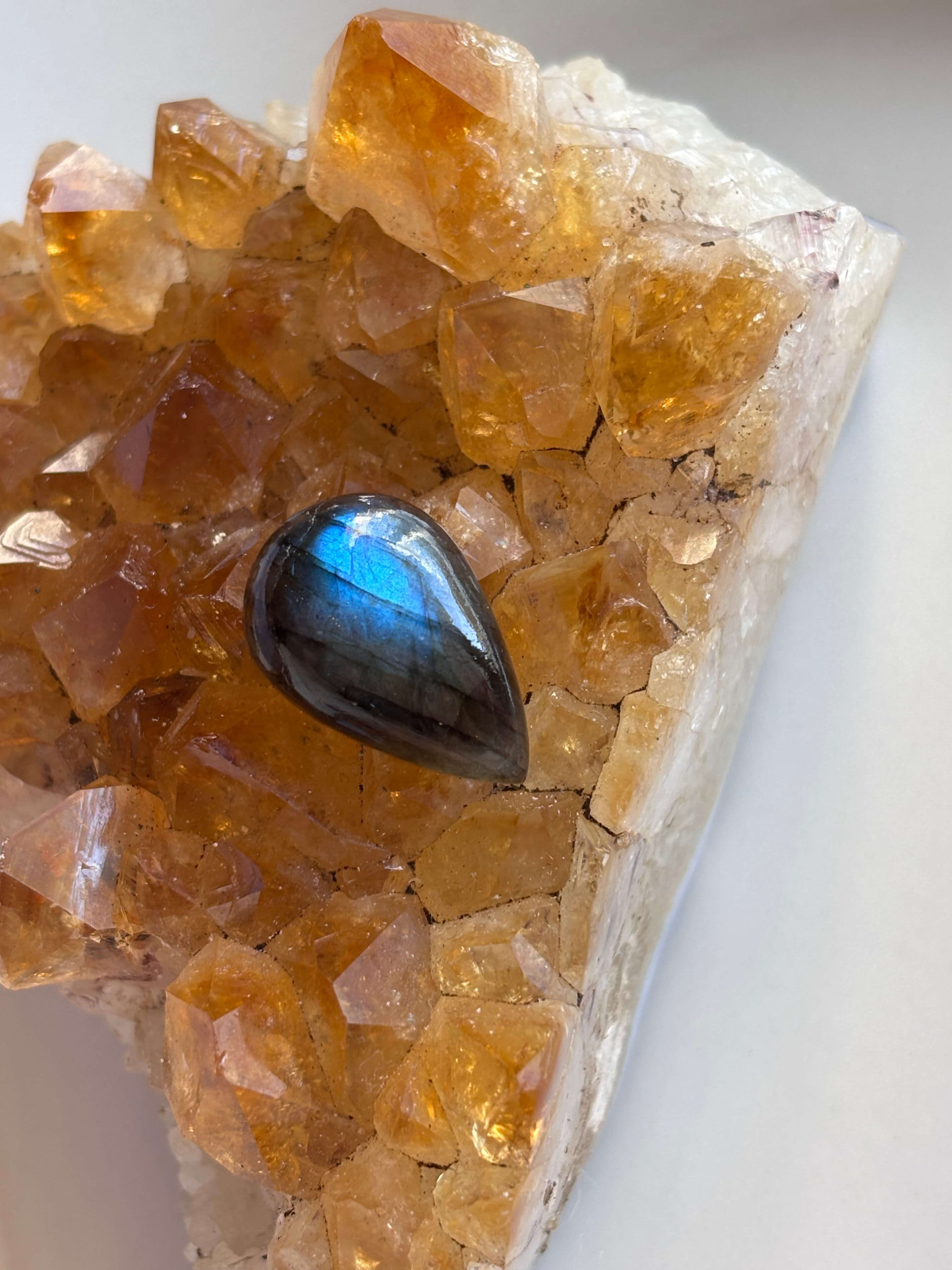23mm High Quality Labradorite Stone for Handcrafted Jewellery