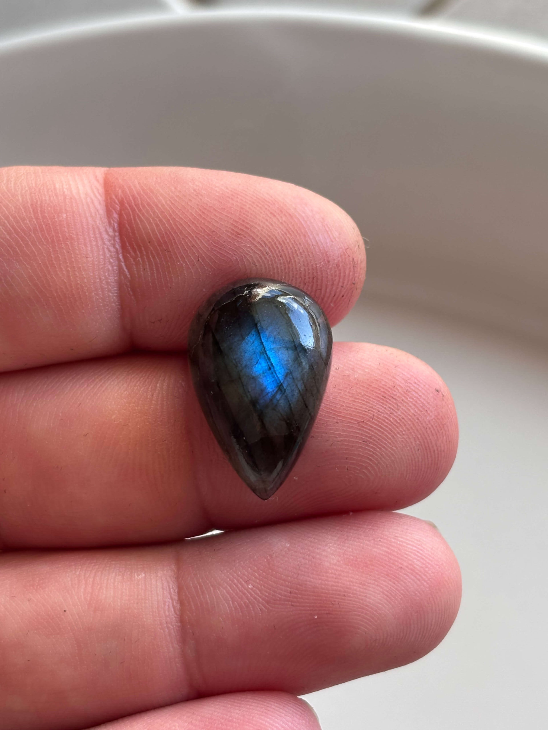 23mm High Quality Labradorite Stone for Handcrafted Jewellery - Image 2