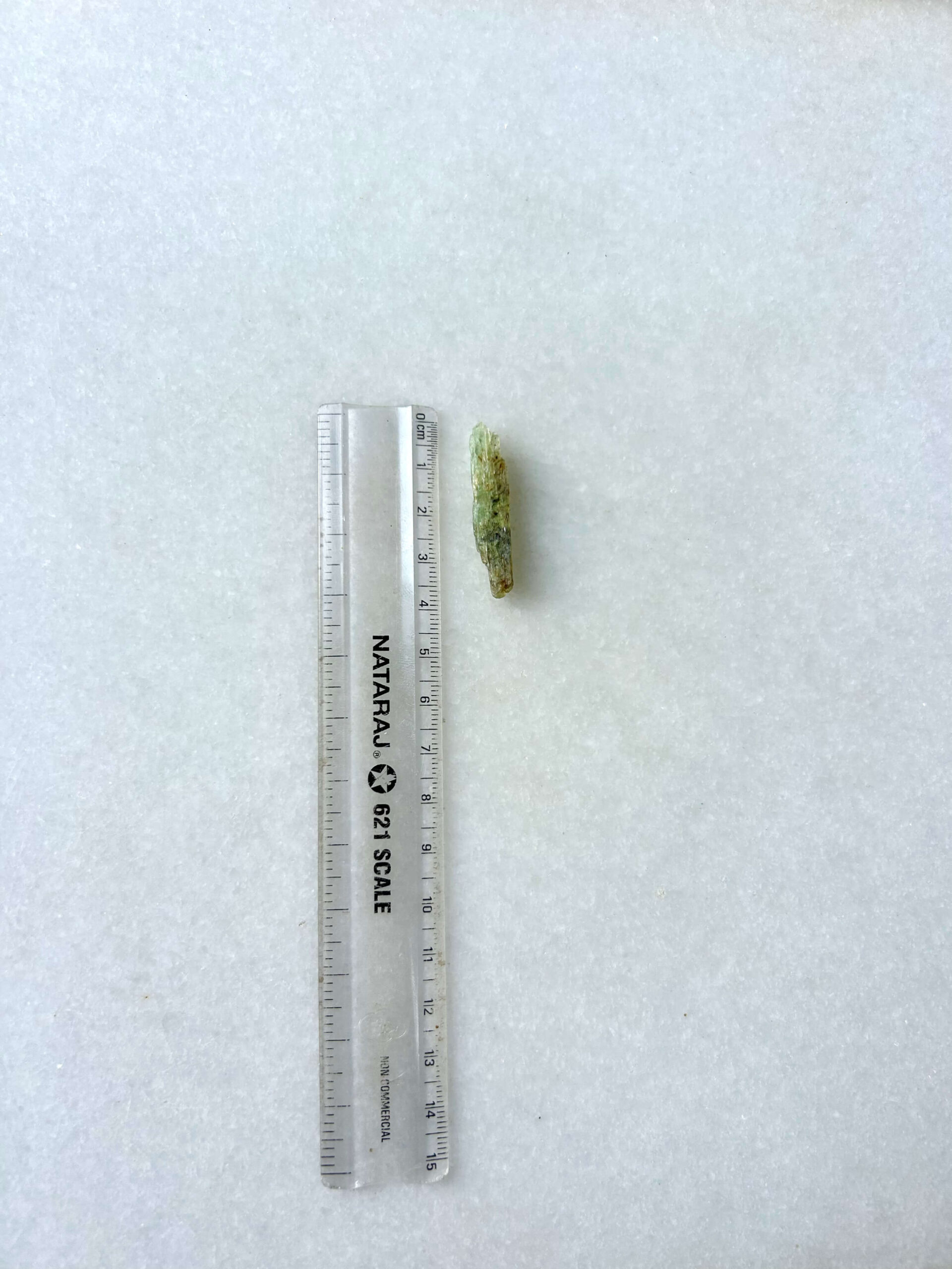 37 mm Rough Green Kyanite Mineral Specimen - Image 2