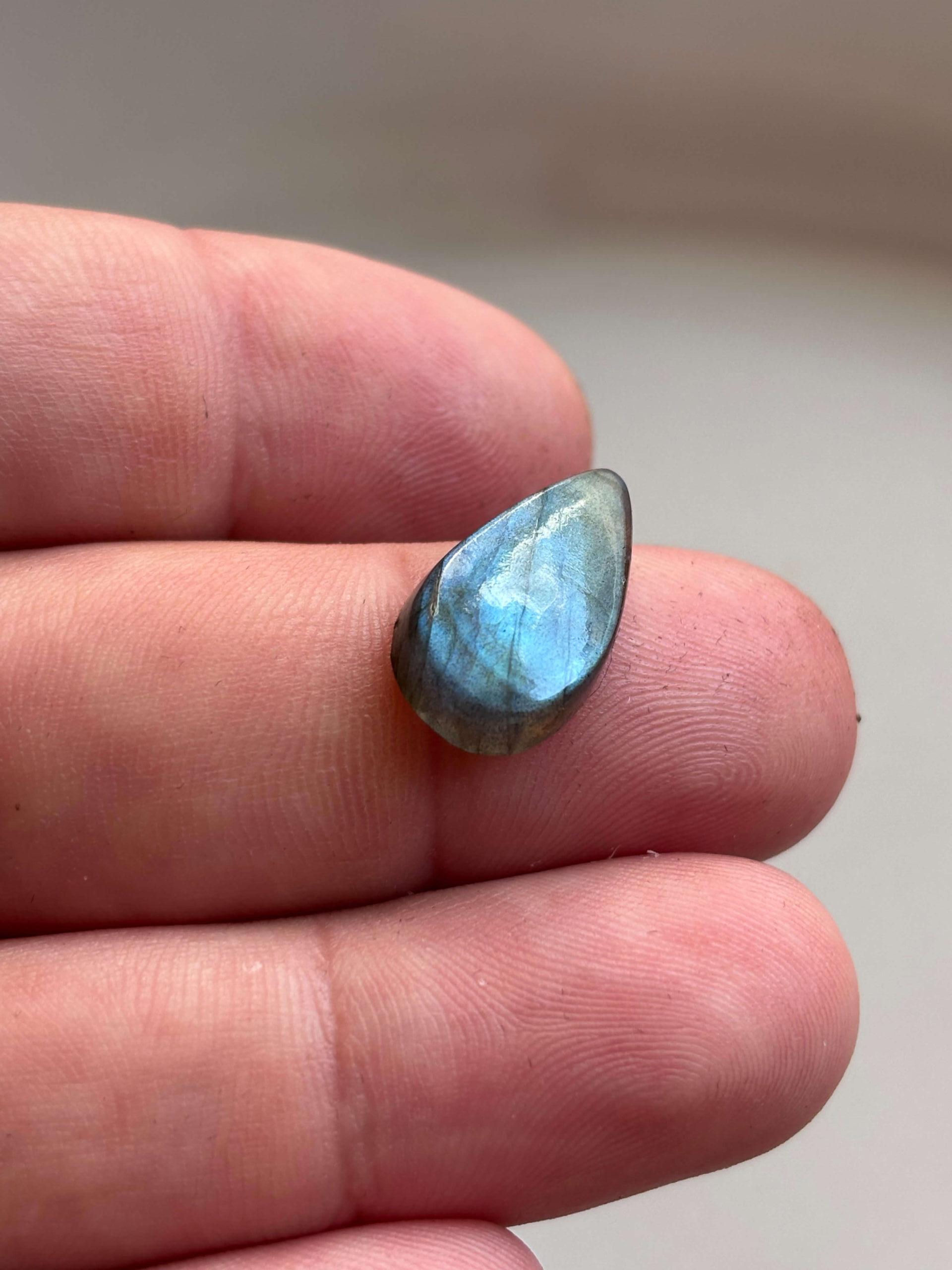 19mm High Quality Labradorite Stone for Unique Jewellery - Image 2