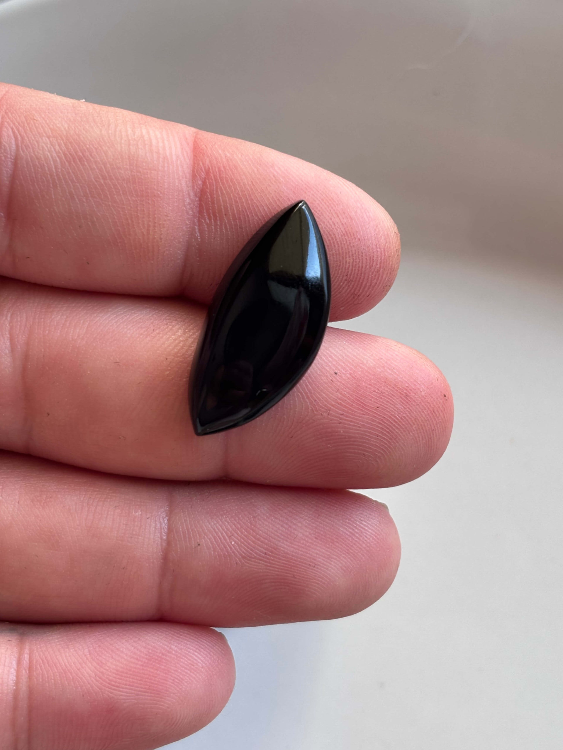 29mm Black Onyx Cabochon for Pendant Making - Image 2