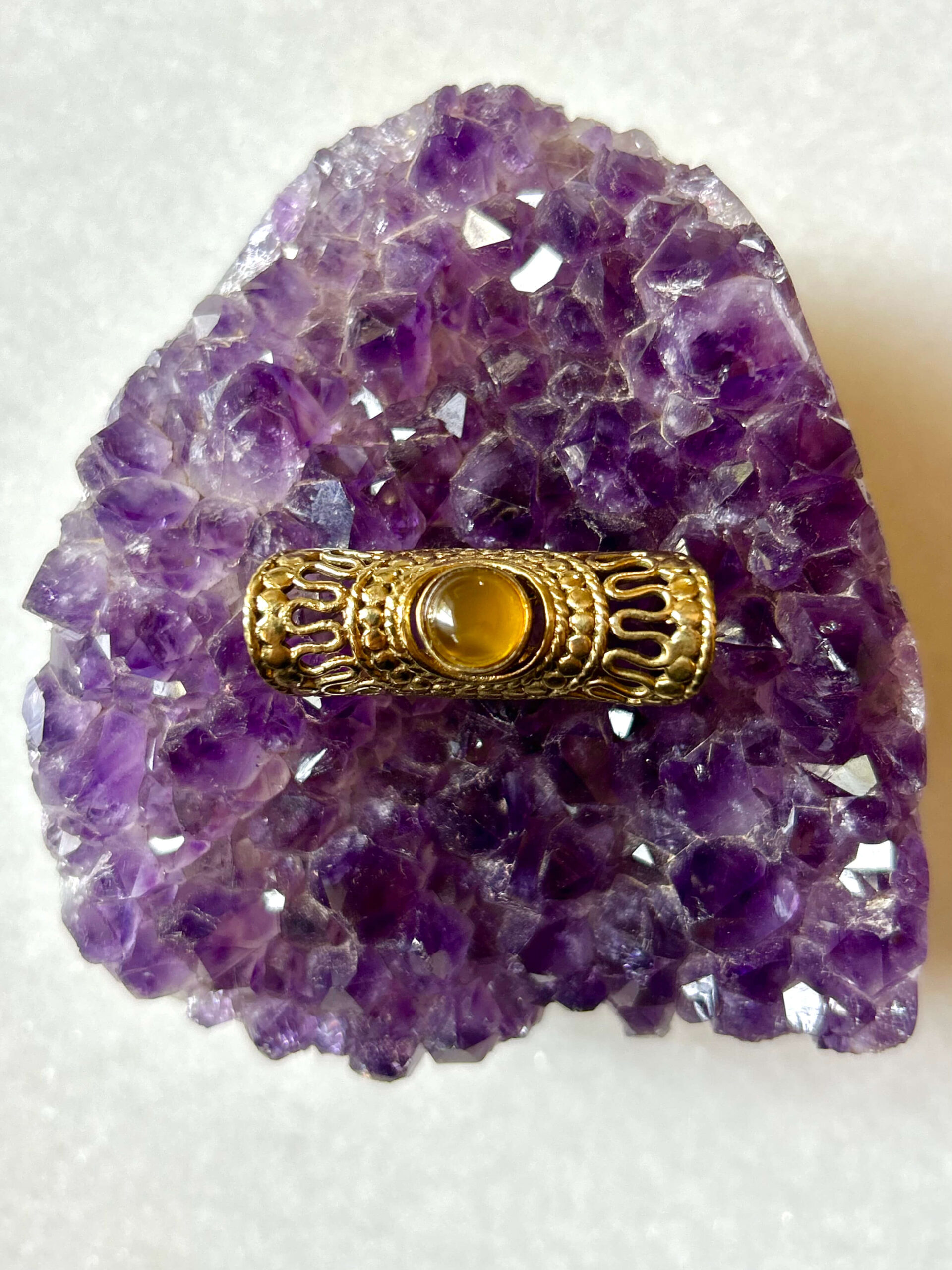 Decorative Cabochon Yellow Onyx Brass Dreadlock Jewelry