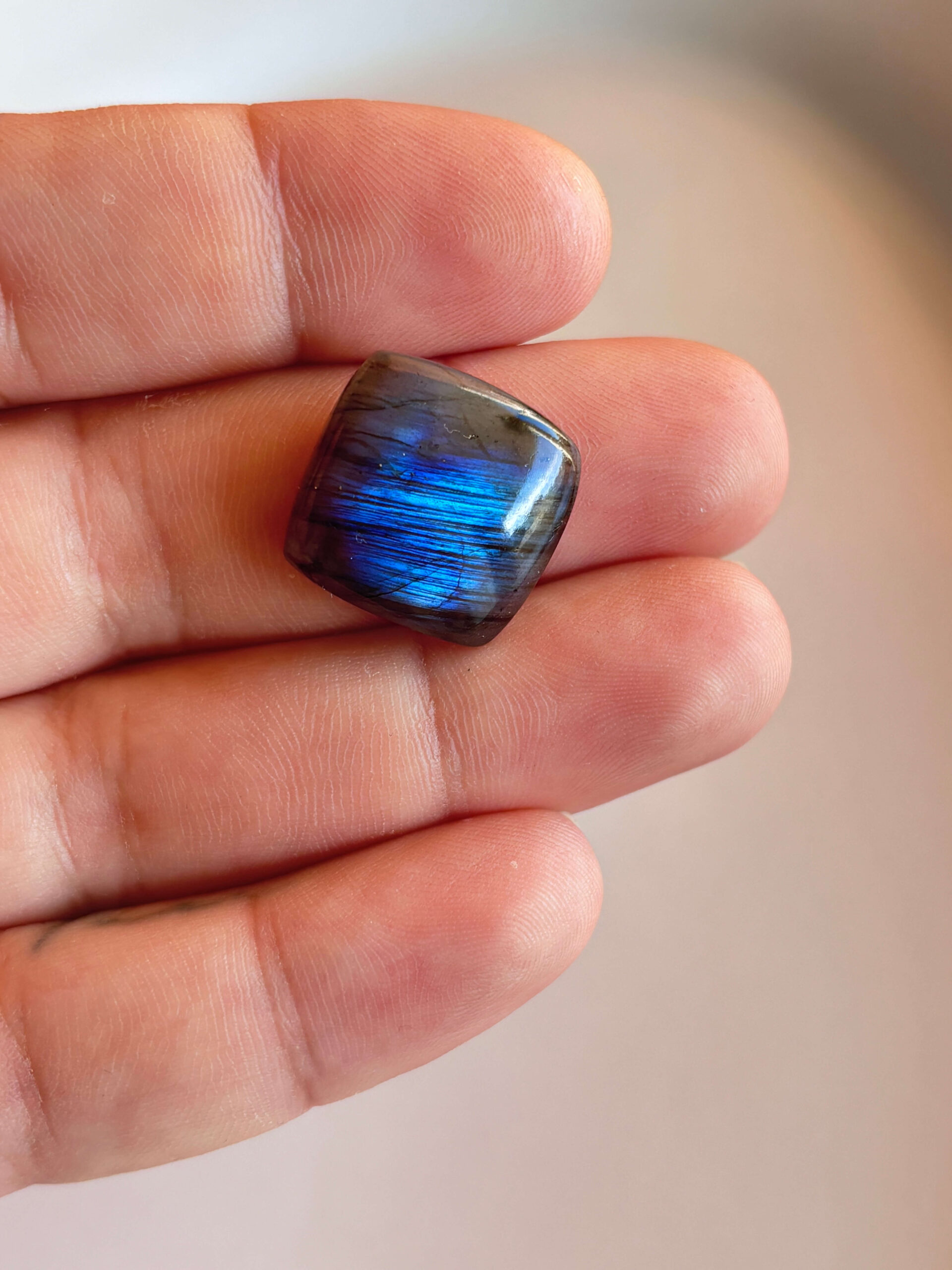 19mm Labradorite Cabochon for Creative Jewelry Designs - Image 2