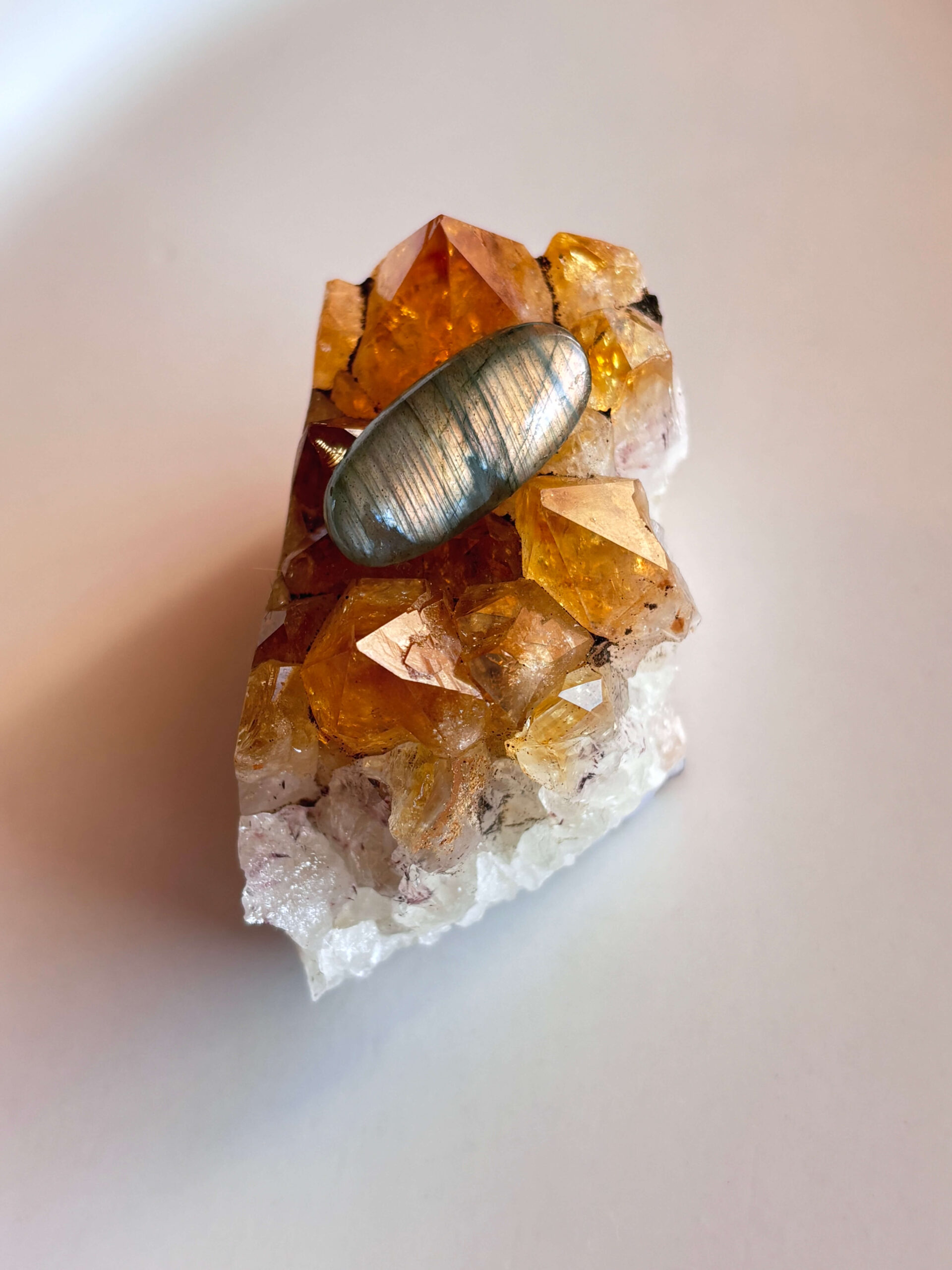 25mm Labradorite Cabochon for Necklace Designs