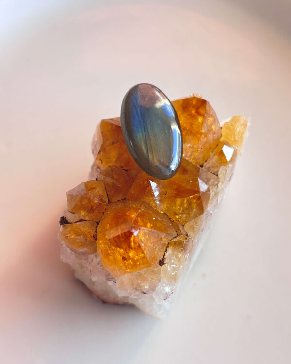 24mm Labradorite Stone for Wire-Wrapped Jewelry