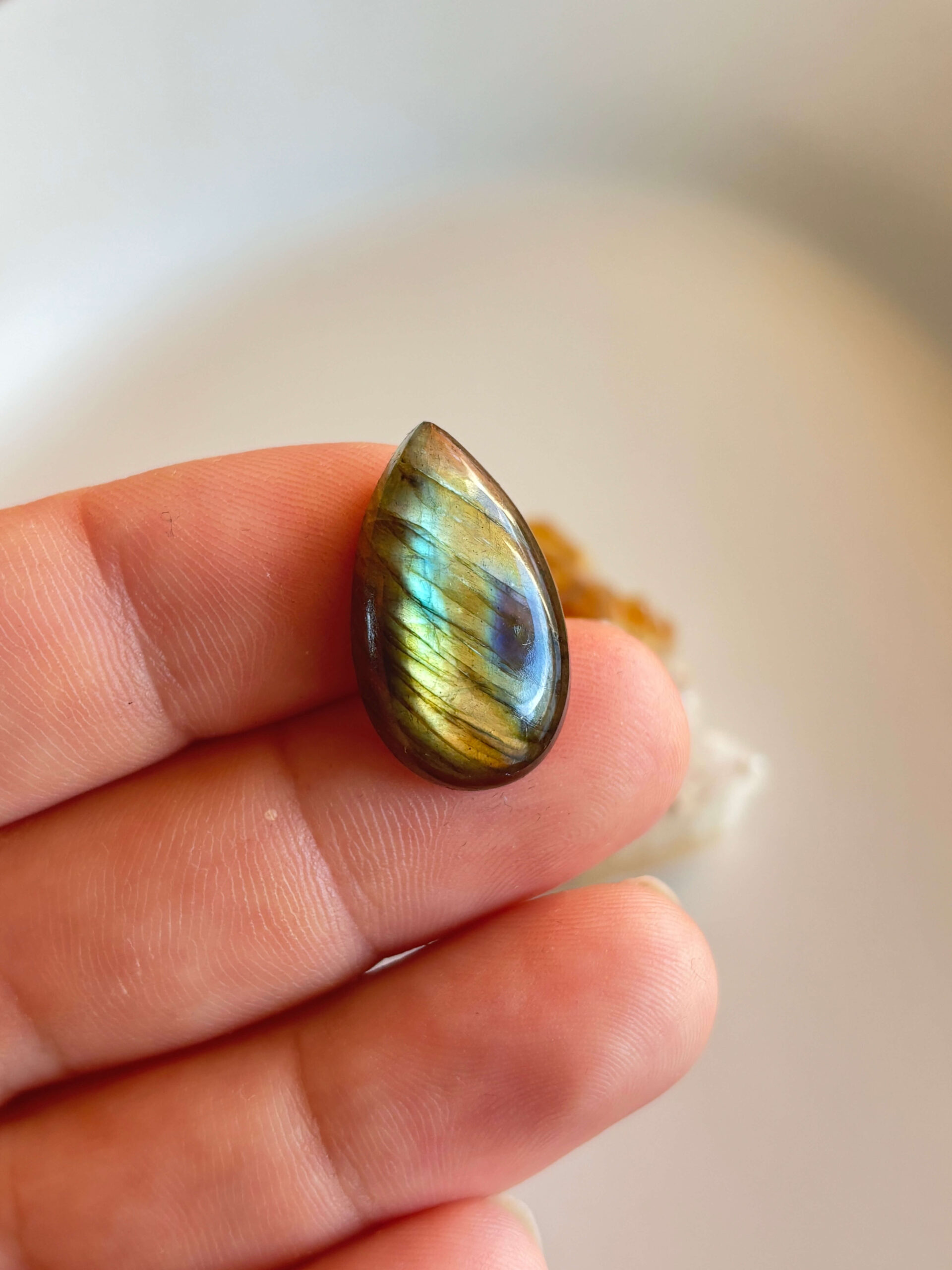 25mm Labradorite Cabochon for Pendant Making - Image 2