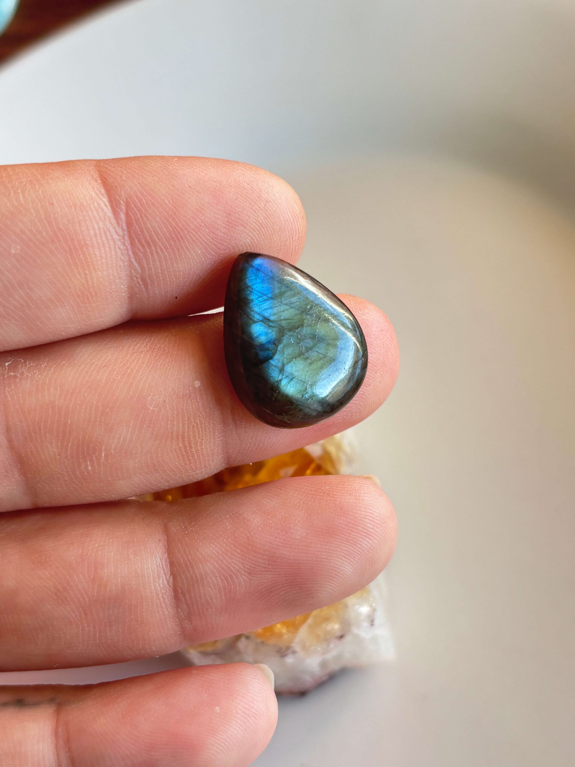 23mm Labradorite Stone for Necklace Designs - Image 2