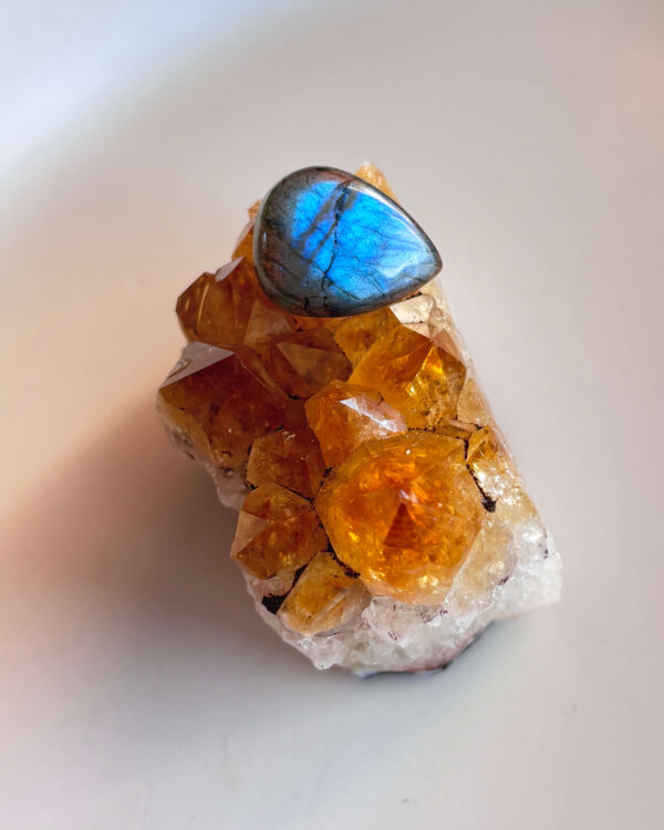 21mm Labradorite Stone for Beaded Pendants