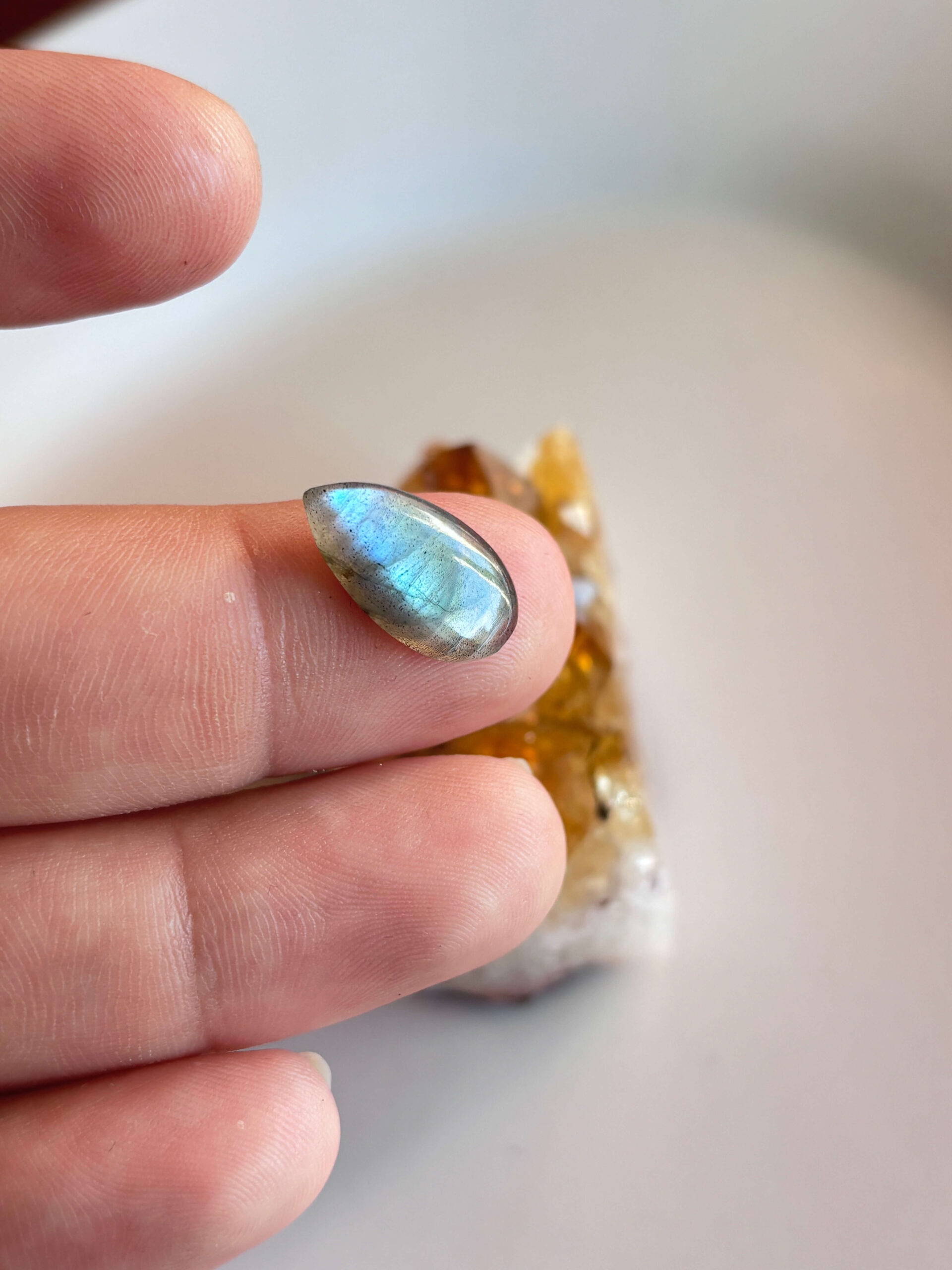 19mm Labradorite Cabochon for Handcrafted Accessories - Image 2