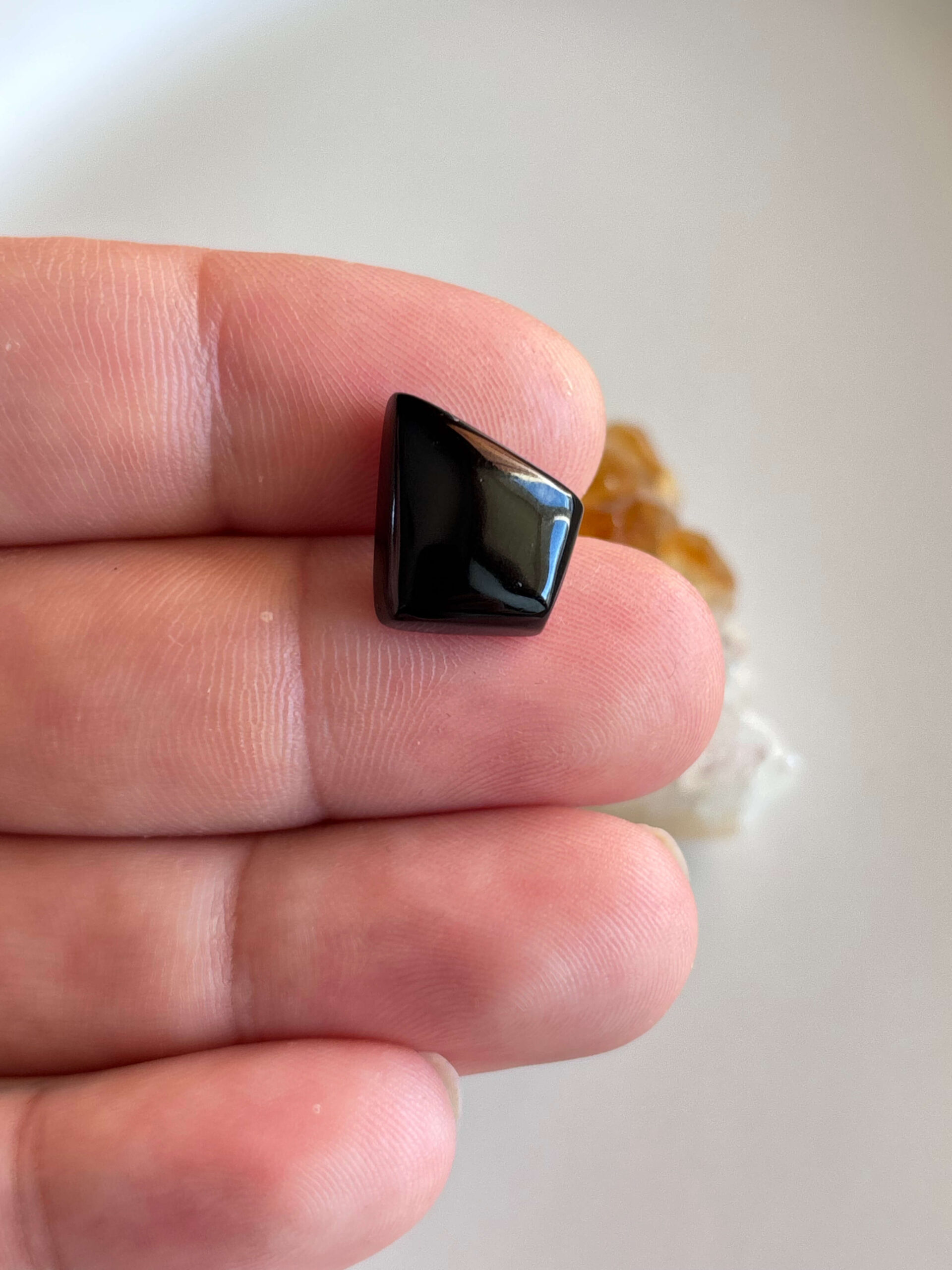 18mm Black Onyx Cabochon for Wire Wrapping - Image 2
