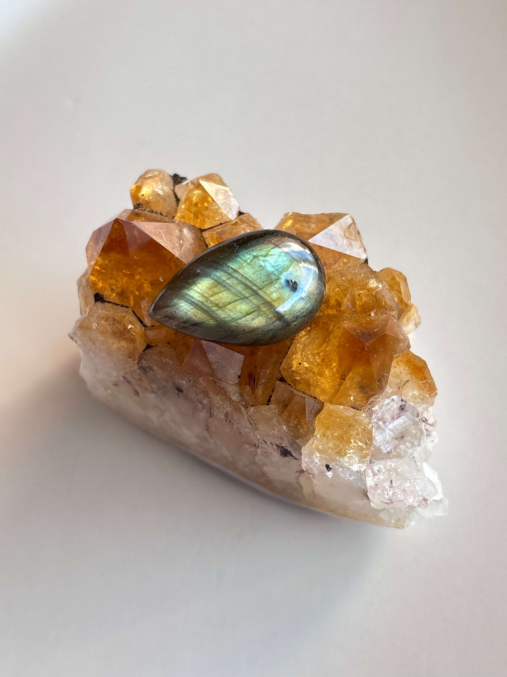 26mm Labradorite Cabochon for Macramé Pendants