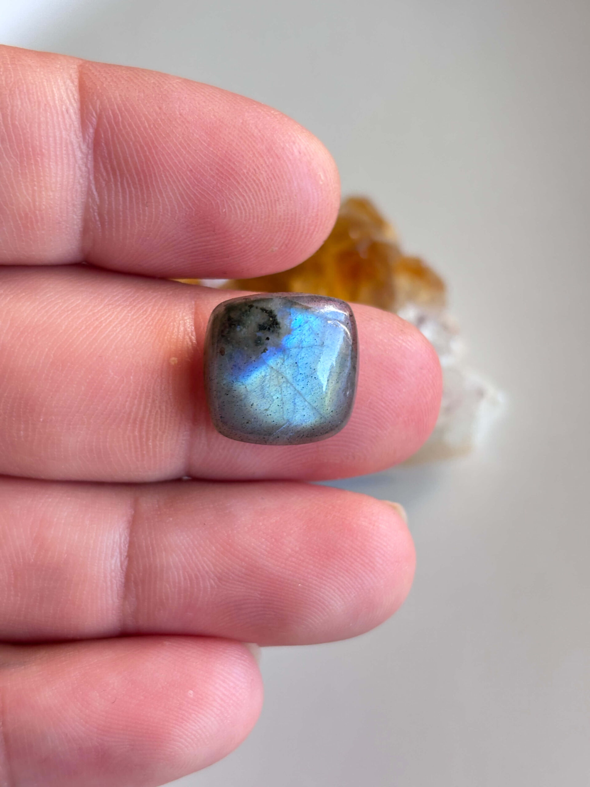 15mm Labradorite Cabochon for Jewelry Settings - Image 2
