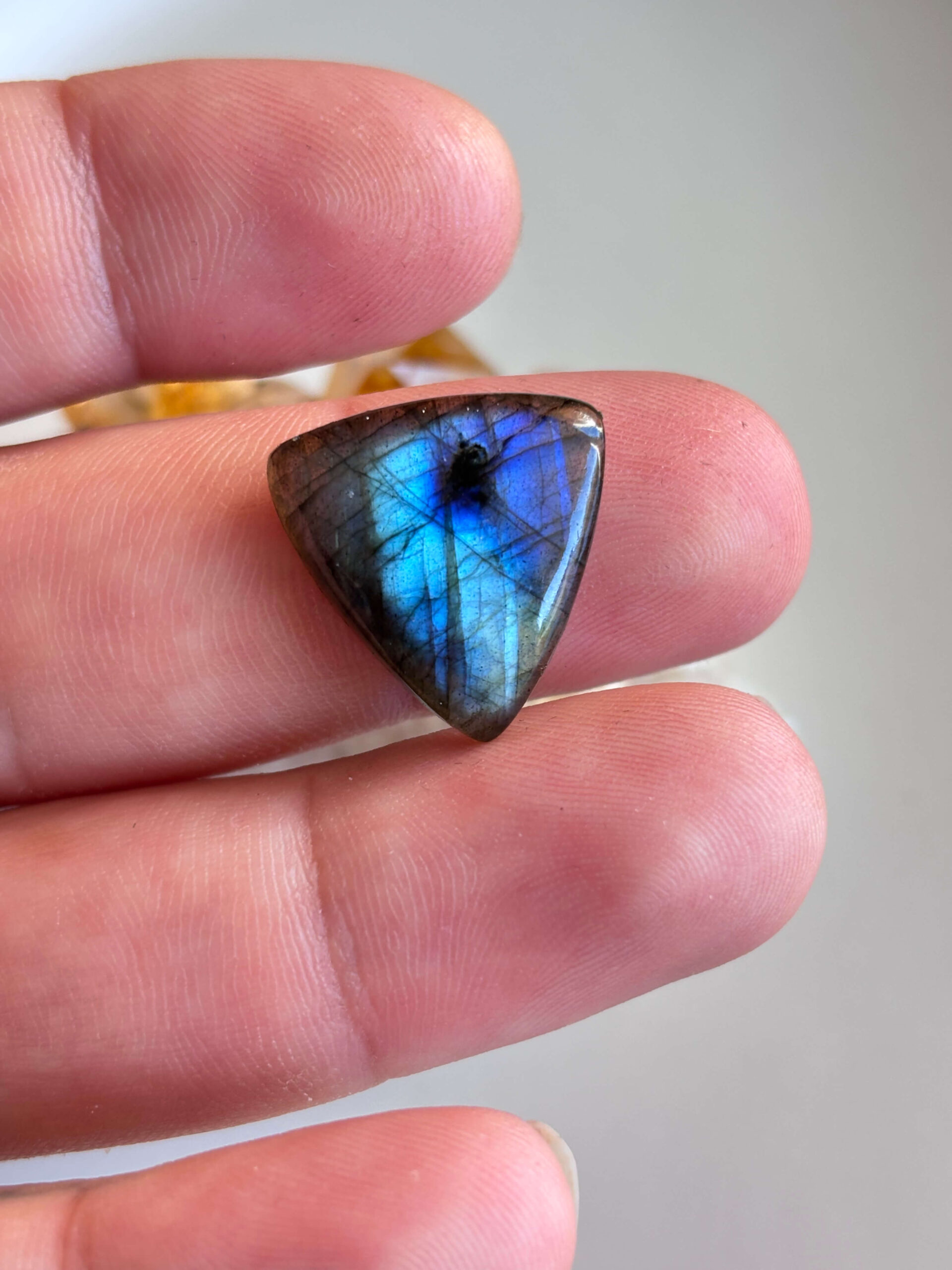 21mm Labradorite Cabochon for Macramé Settings - Image 2