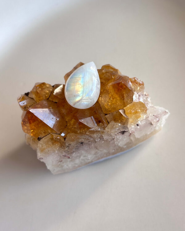 21mm Moonstone Cabochon for Handcrafted Accessories