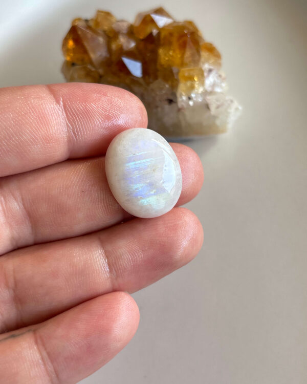 24mm Moonstone Cabochon for Macramé Pendants