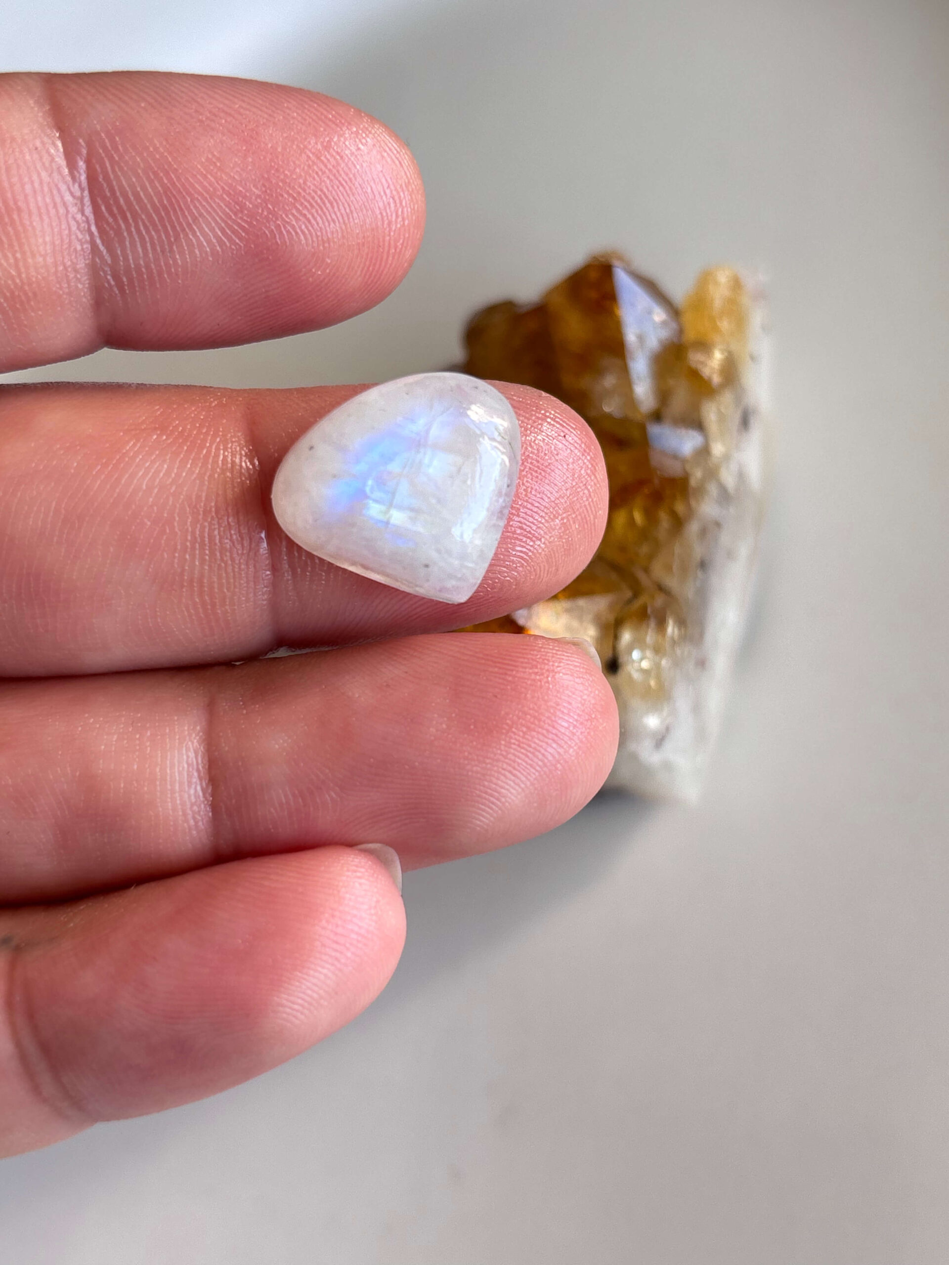 18mm Moonstone Cabochon for Wire Wrapping - Image 2
