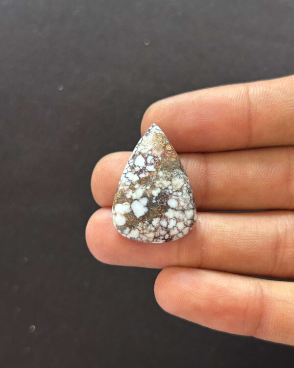 29mm Natural Wild Horse Magnesite Jewelry Stone