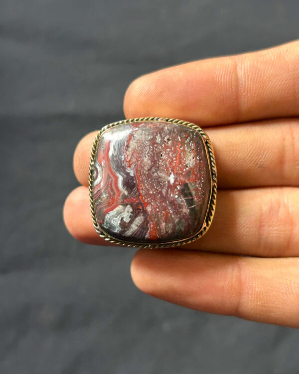 29mm Crazy lace Agate Grooved Stone for Micro Macramé