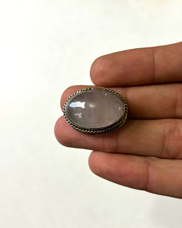 Natural Rose Quartz Grooved Stone – 26.2 x 18.4mm