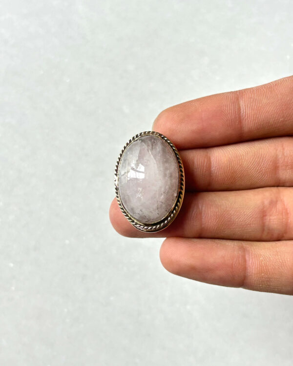 Rose Quartz Grooved Stone – 30X21mm