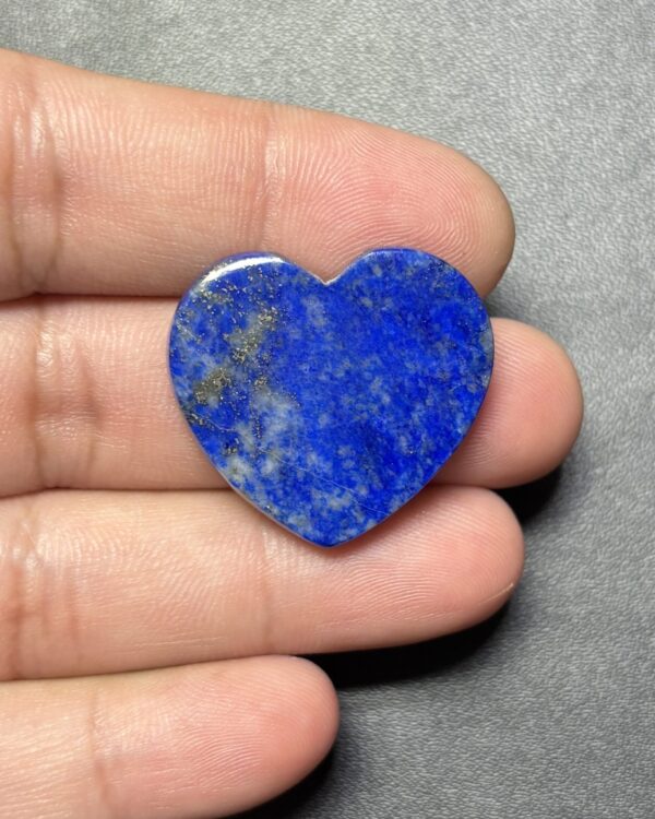 25mm Lapis Lazuli Heart Jewelry Stone